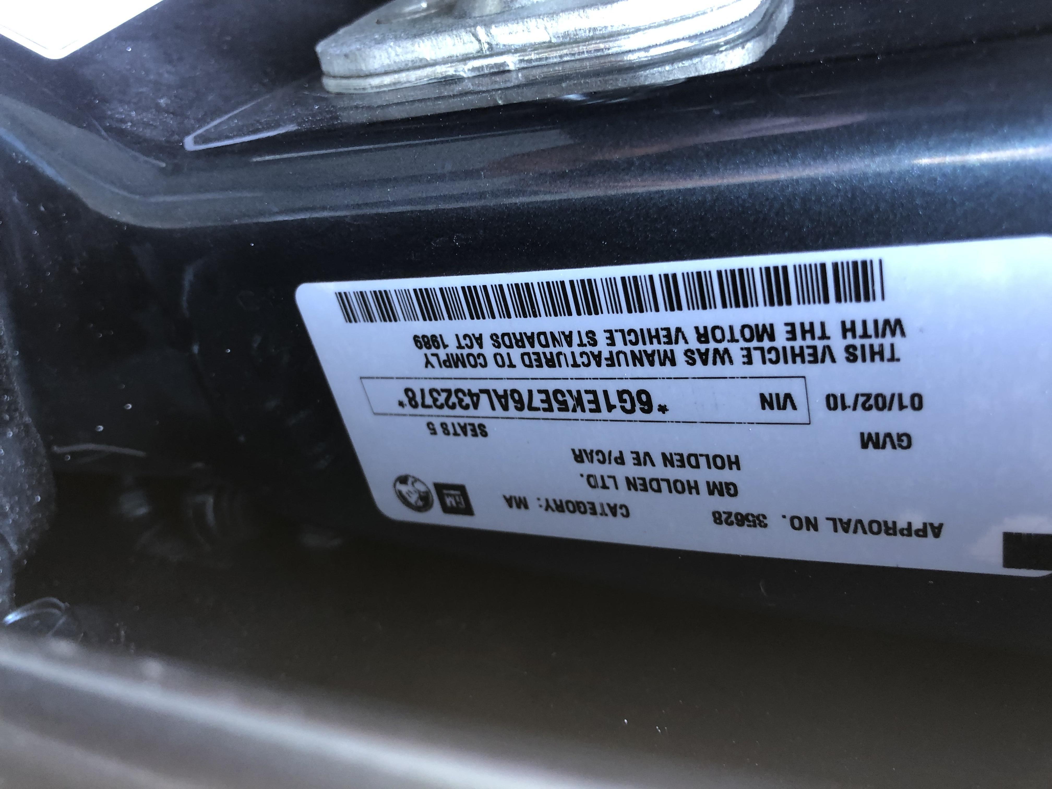 2010 HOLDEN COMMODORE VE MY10 OMEGA 6 SP AUTOMATIC 4D SEDAN