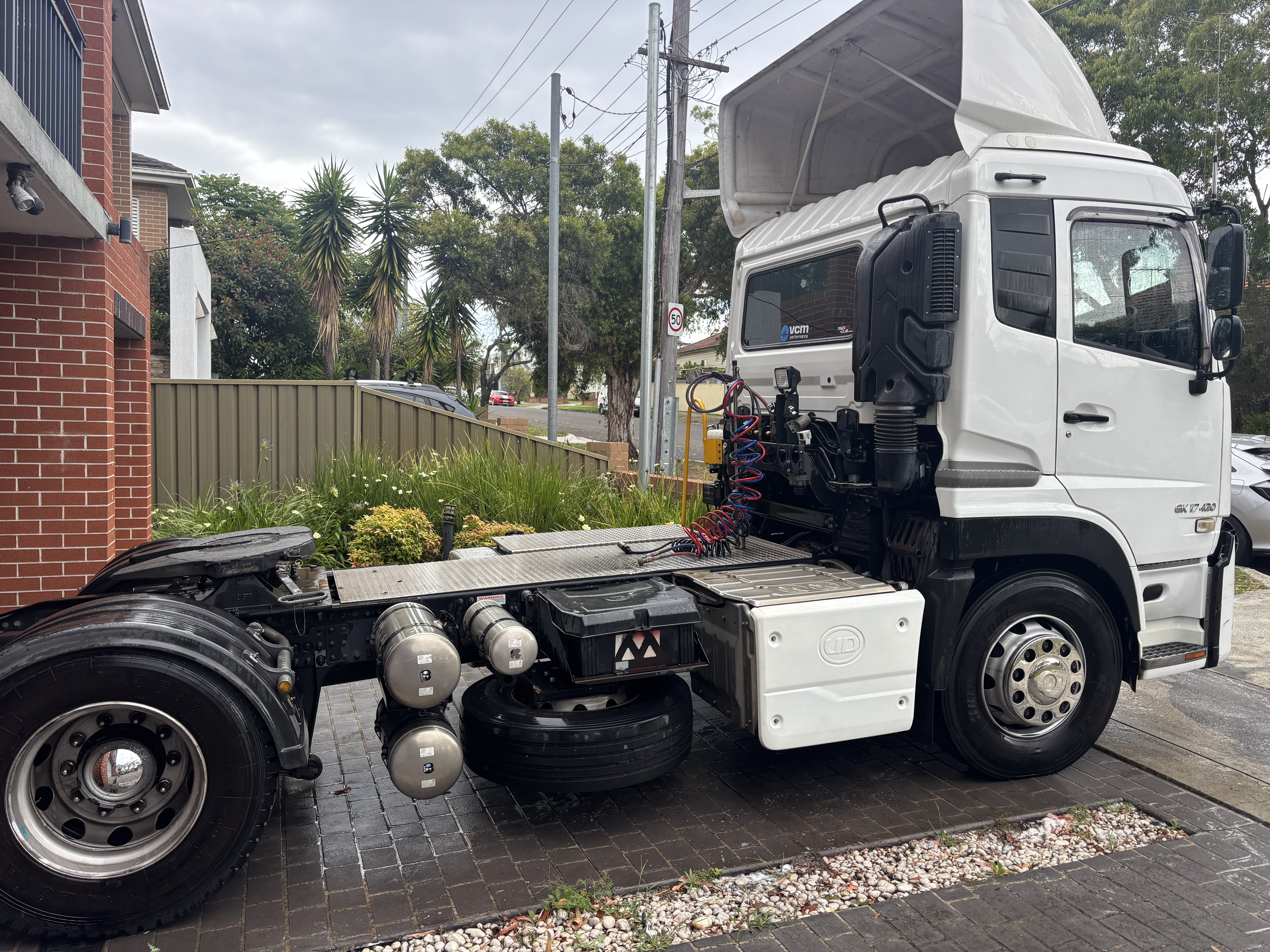 2021 UD QUON GK420 PRIME MOVER