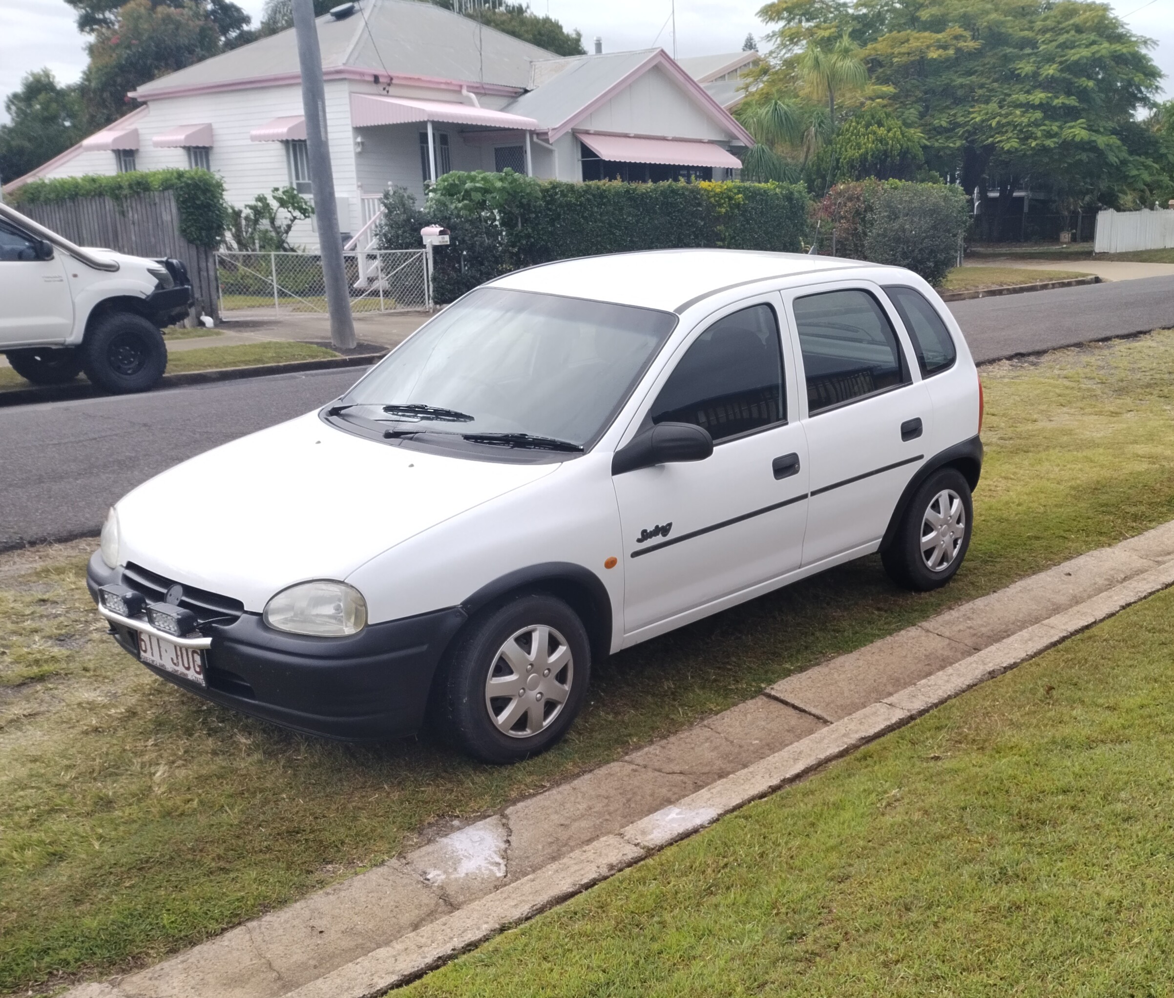 1996 HOLDEN BARINA 5 SP MANUAL 5D HATCHBACK