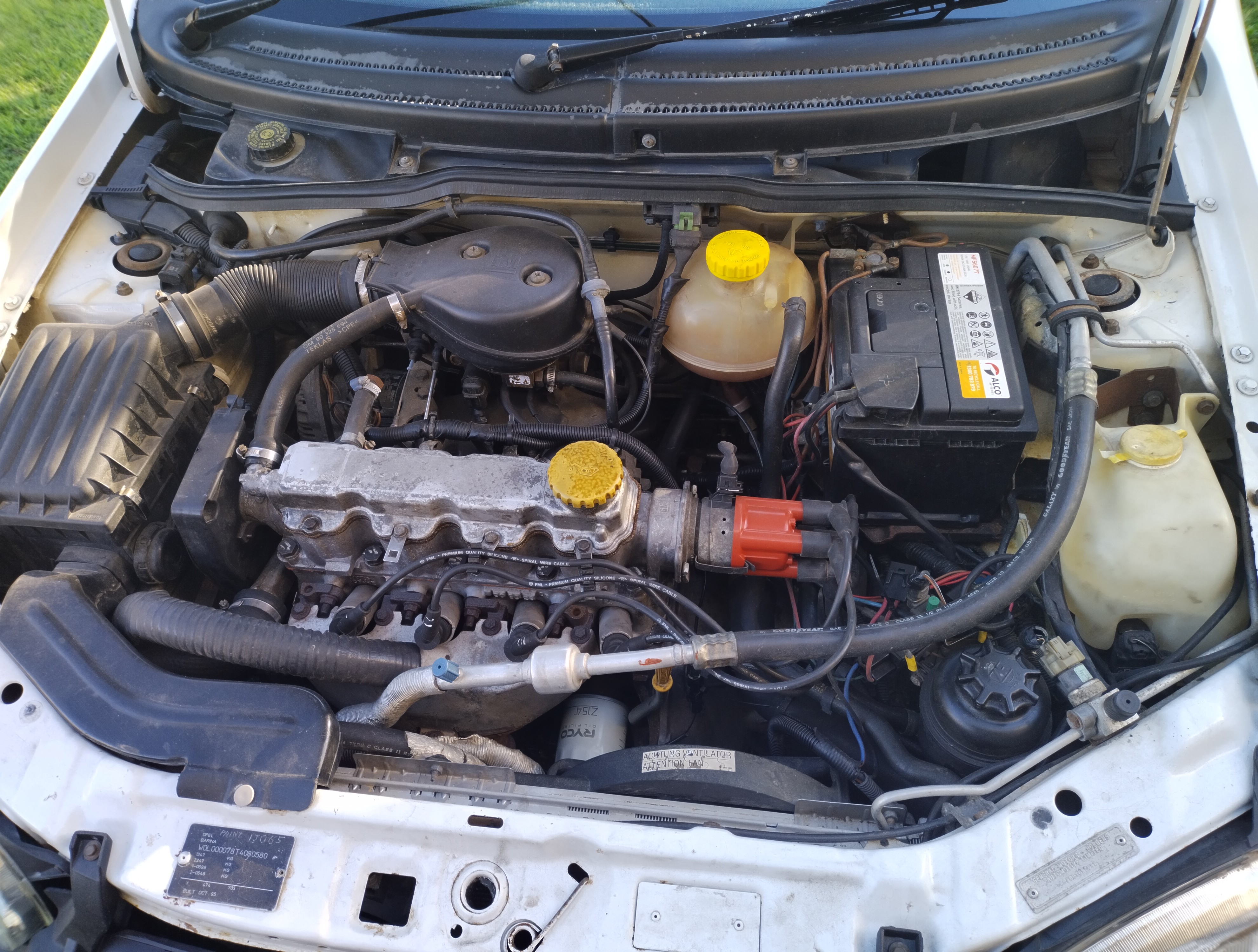 1996 HOLDEN BARINA 5 SP MANUAL 5D HATCHBACK