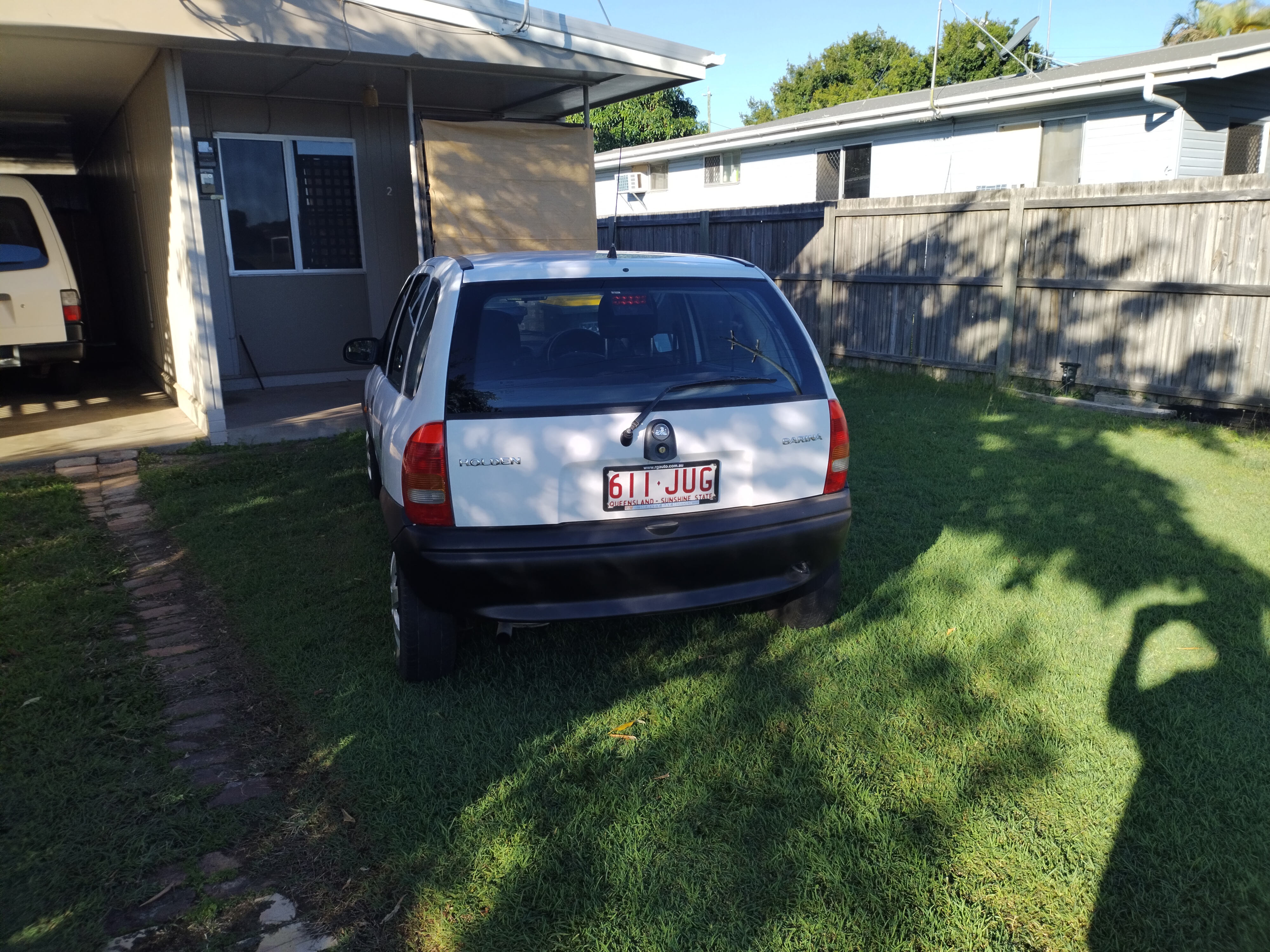 1996 HOLDEN BARINA 5 SP MANUAL 5D HATCHBACK