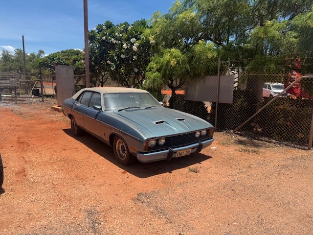 1976 FORD FALCON XC 500 351CI 4 SP MANUAL 4D SEDAN