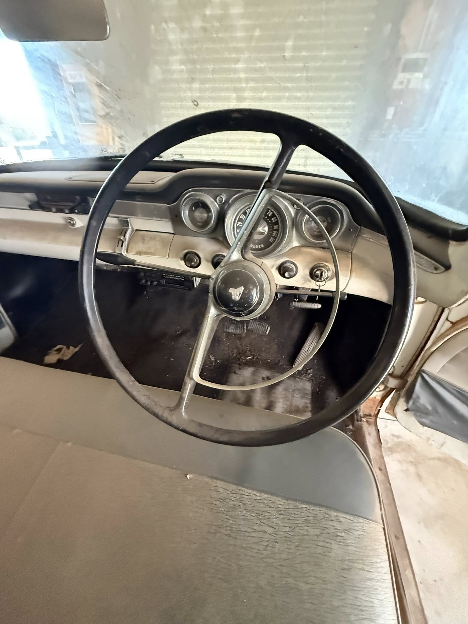1959 HOLDEN SPECIAL FB MANUAL 4D SEDAN