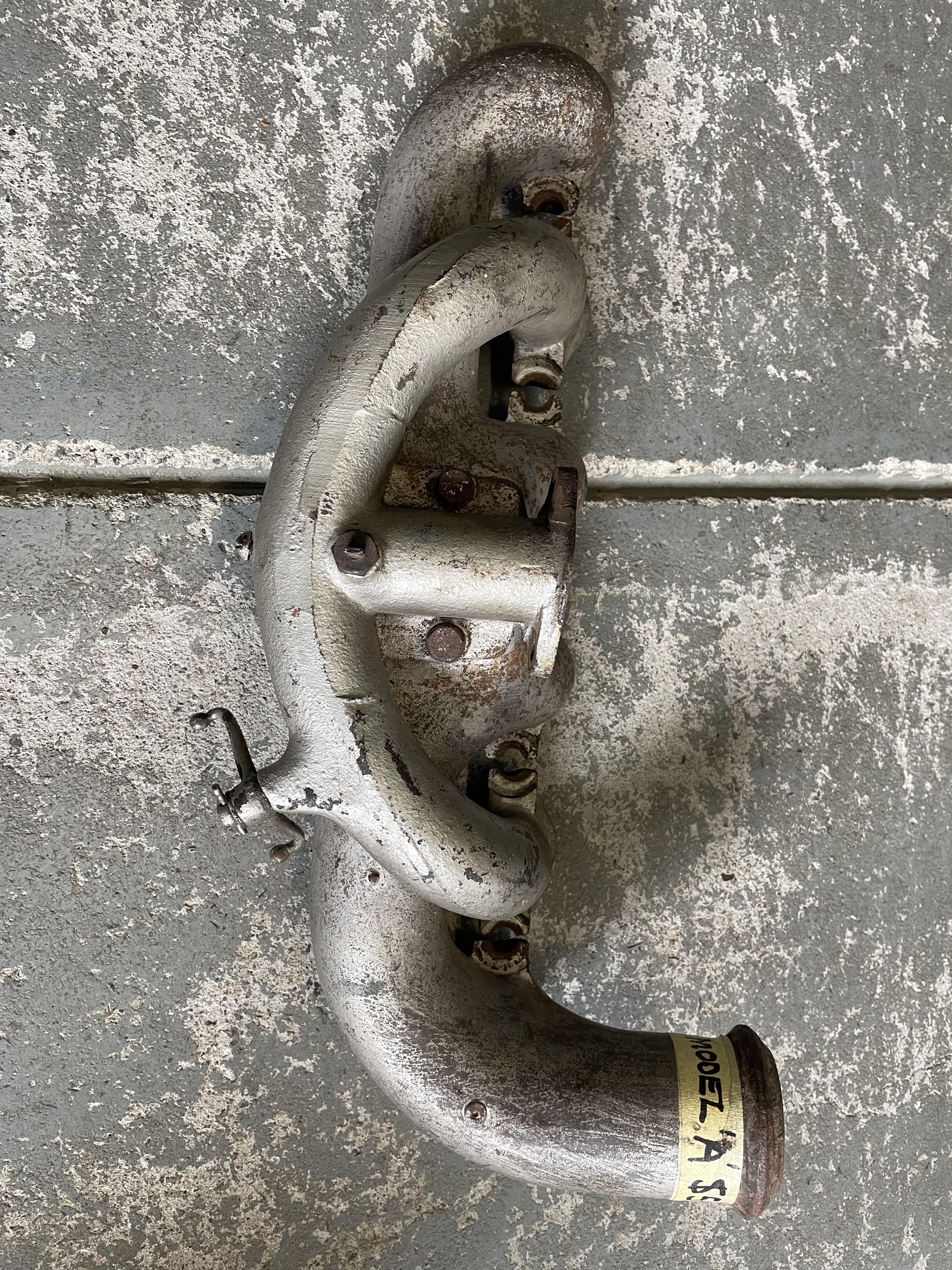FORD A MODEL INTAKE/EXHAUST MANIFOLDS