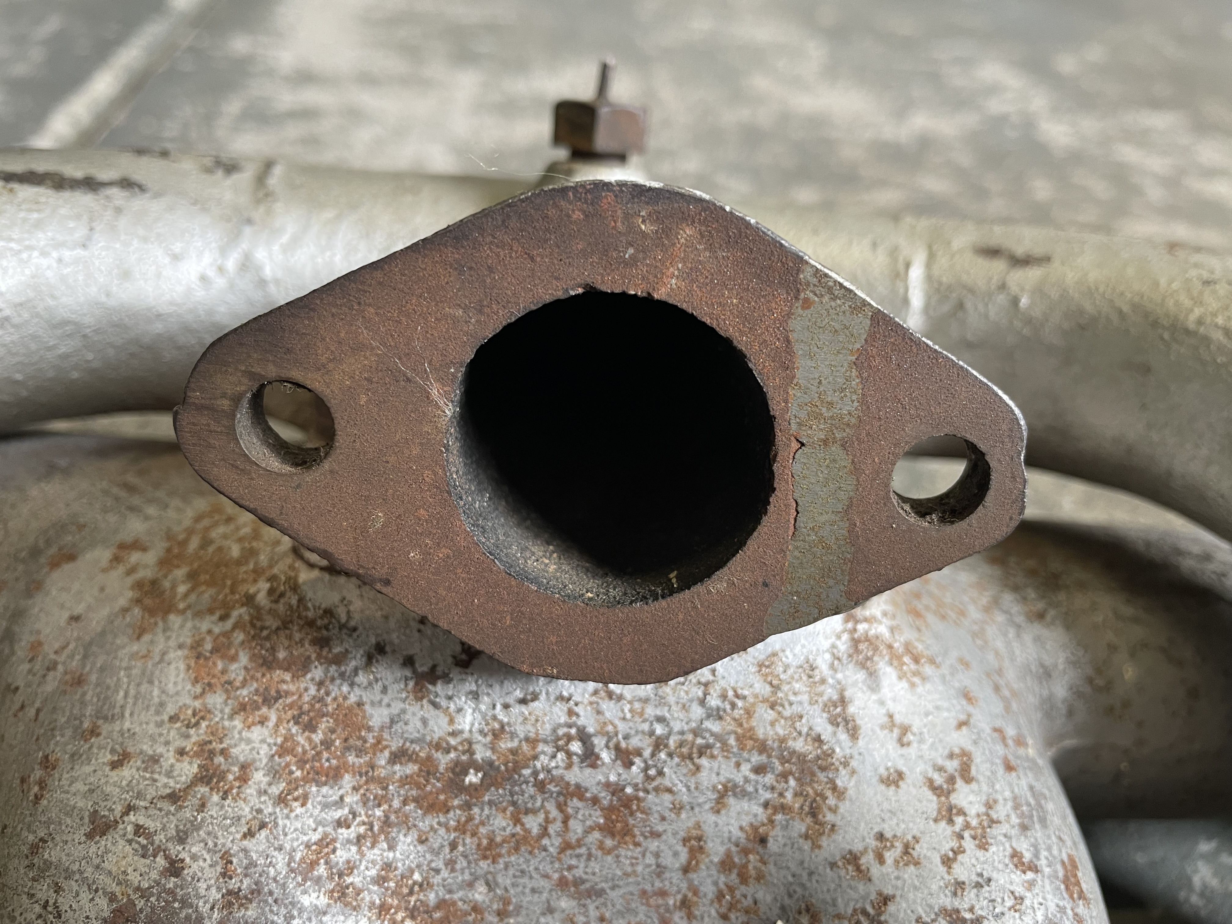 FORD A MODEL INTAKE/EXHAUST MANIFOLDS