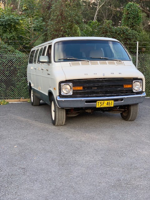 1976 DODGE SPORTSMAN VAN 