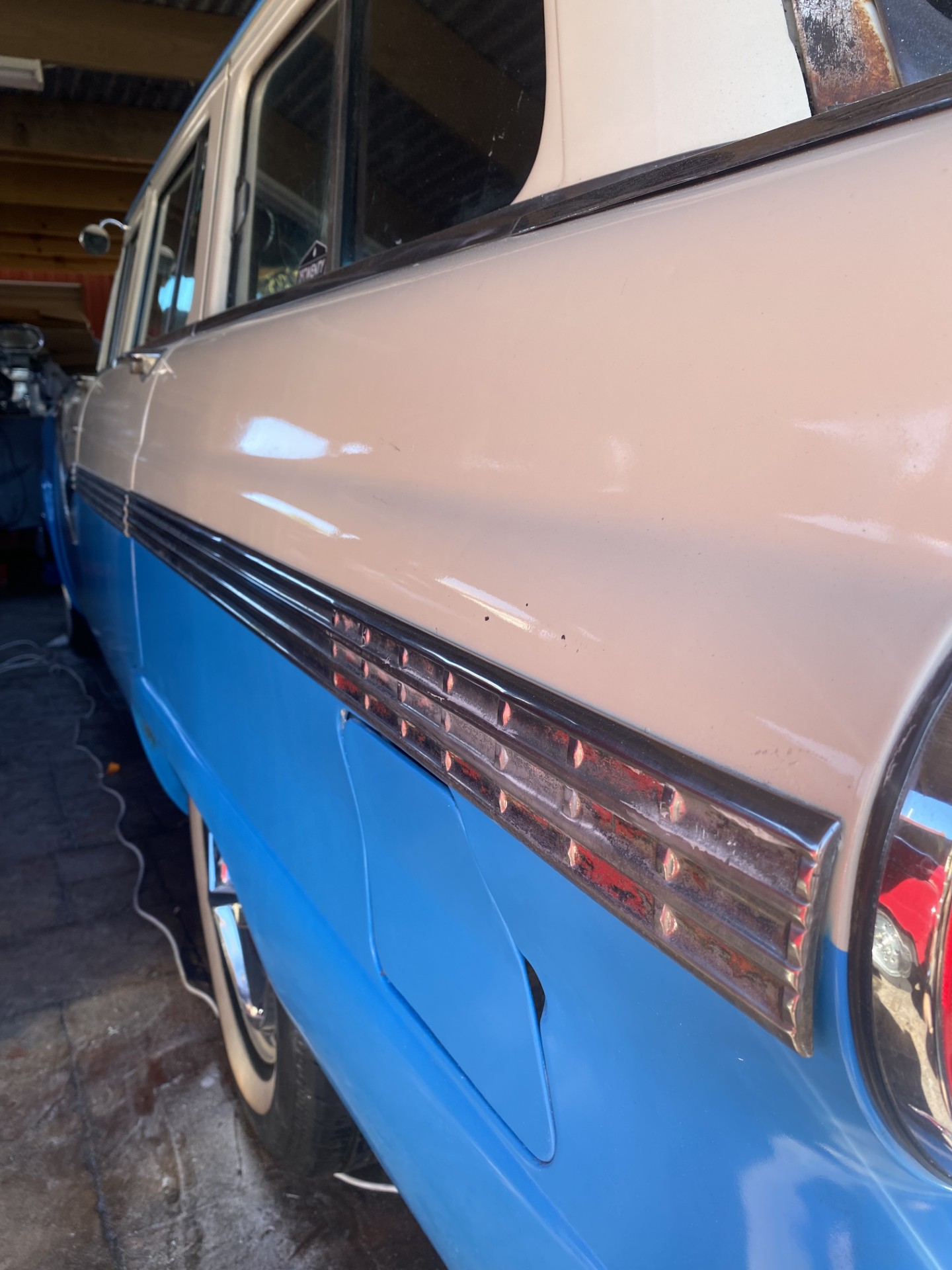 1956 FORD COUNTRY SEDAN WAGON