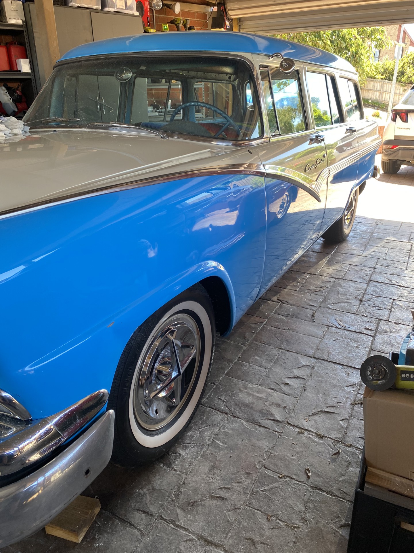 1956 FORD COUNTRY SEDAN WAGON
