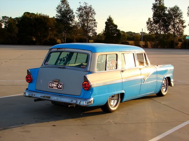 1956 FORD COUNTRY SEDAN WAGON