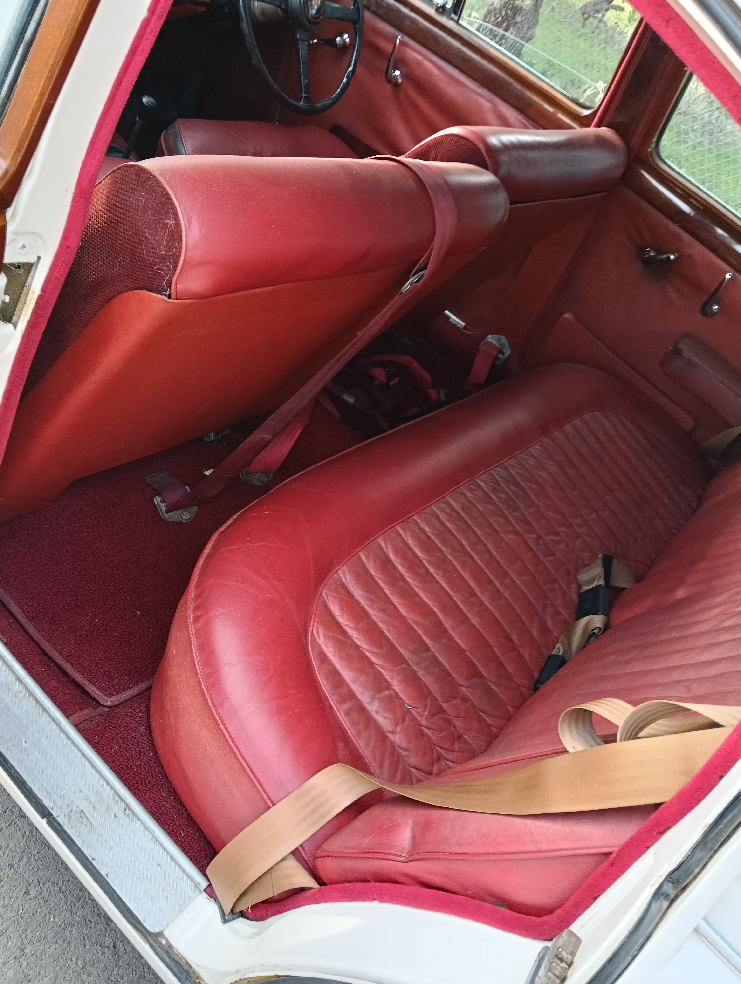 1958 JAGUAR MK1 2.4 MANUAL SEDAN
