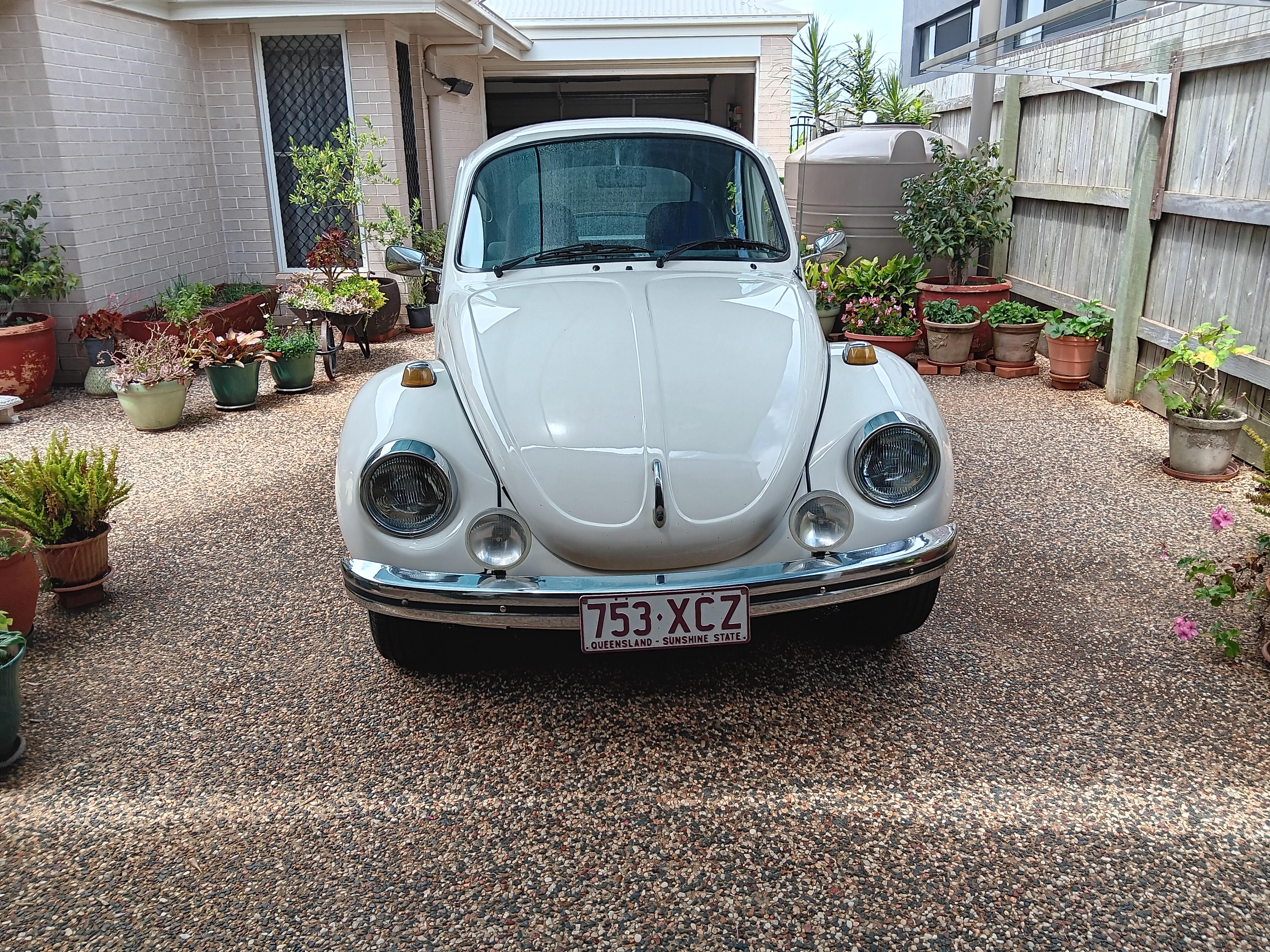 1973 VOLKSWAGEN 1600 SUPER BUG L 4 SP MANUAL 2D SEDAN