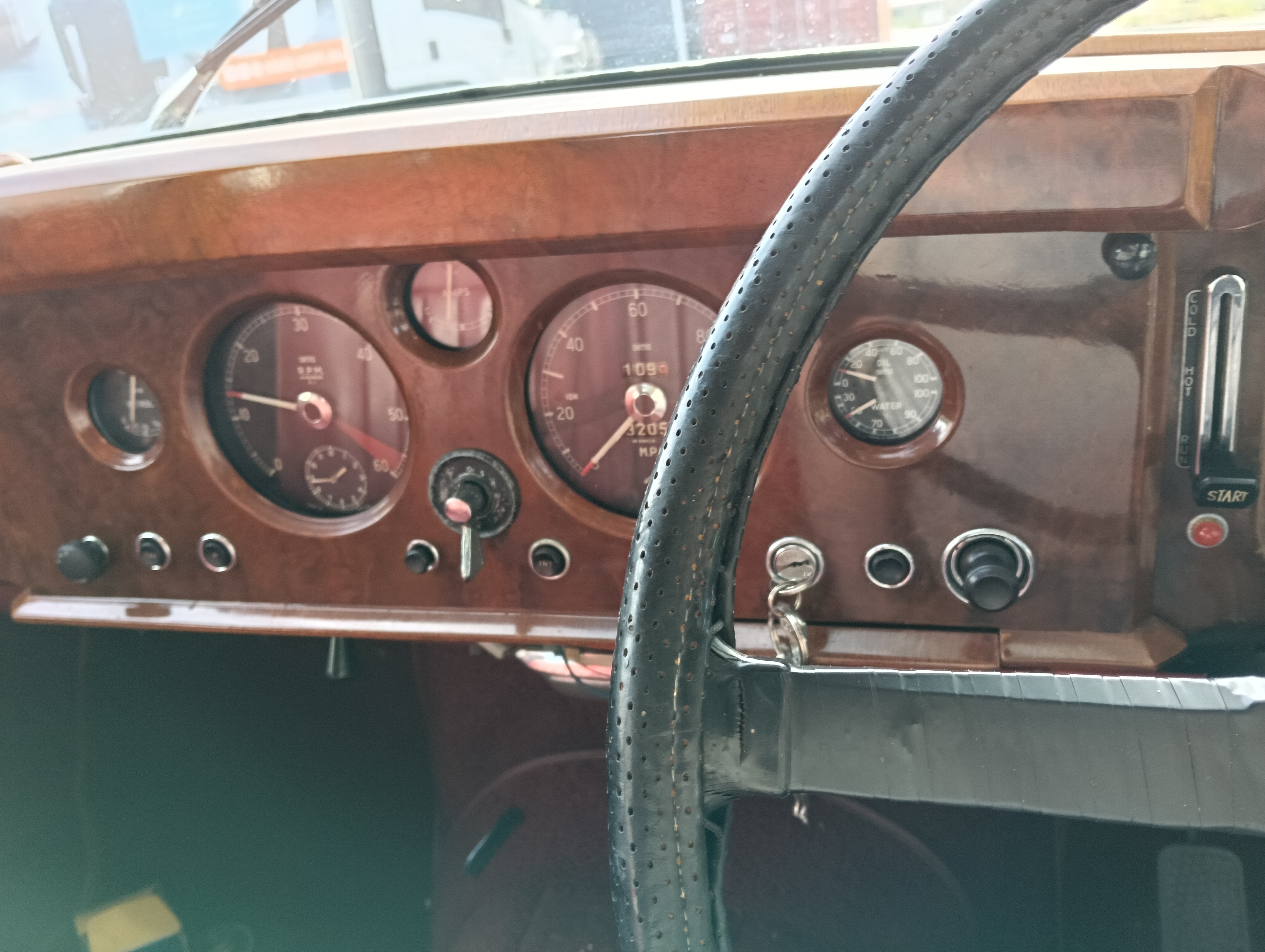 1958 JAGUAR MK1 2.4 MANUAL SEDAN
