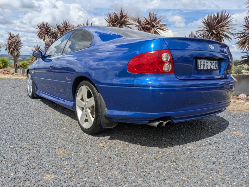 2003 HOLDEN MONARO SERIES III CV8 4 SP AUTOMATIC 2D COUPE