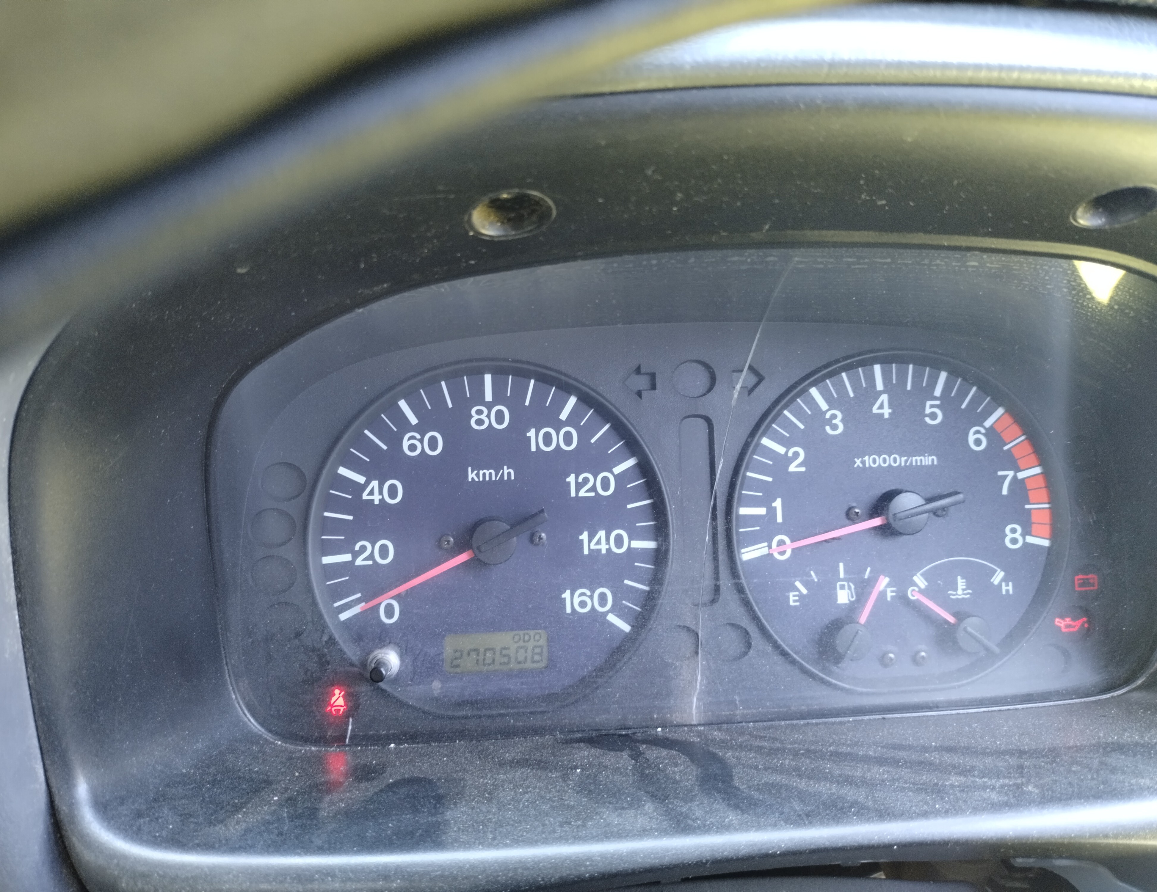 2002 MAZDA E2000 SH93 (MWB) 5 SP MANUAL VAN