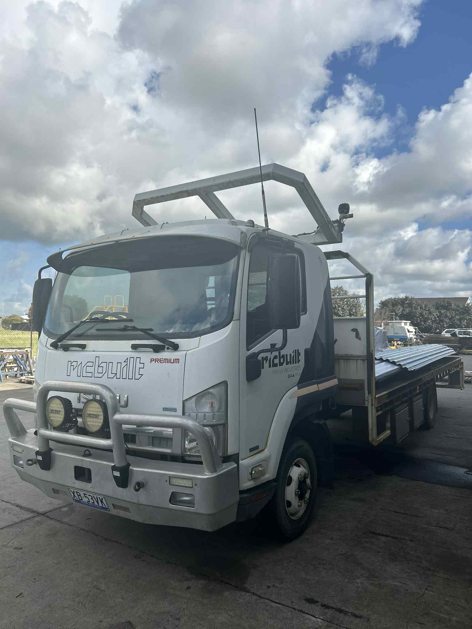 2011 ISUZU FRR FH MY11 500 SHORT 6 SP MANUAL TIPPER
