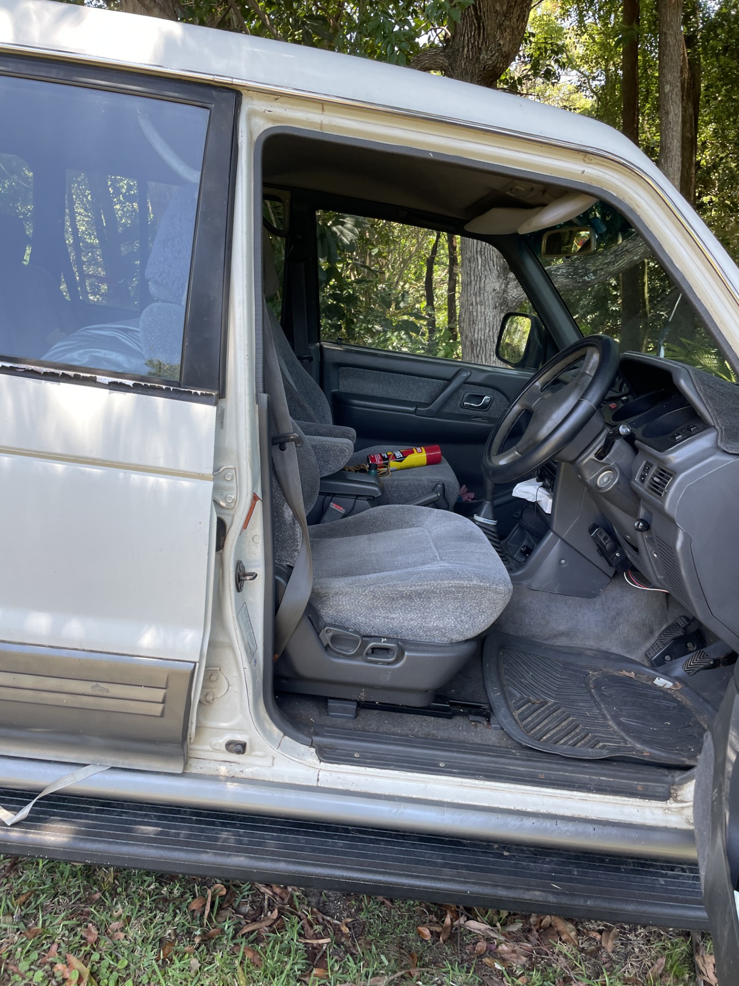1994 MITSUBISHI PAJERO NJ GLX LWB (4x4) 5 SP MANUAL 4x4 4D WAGON
