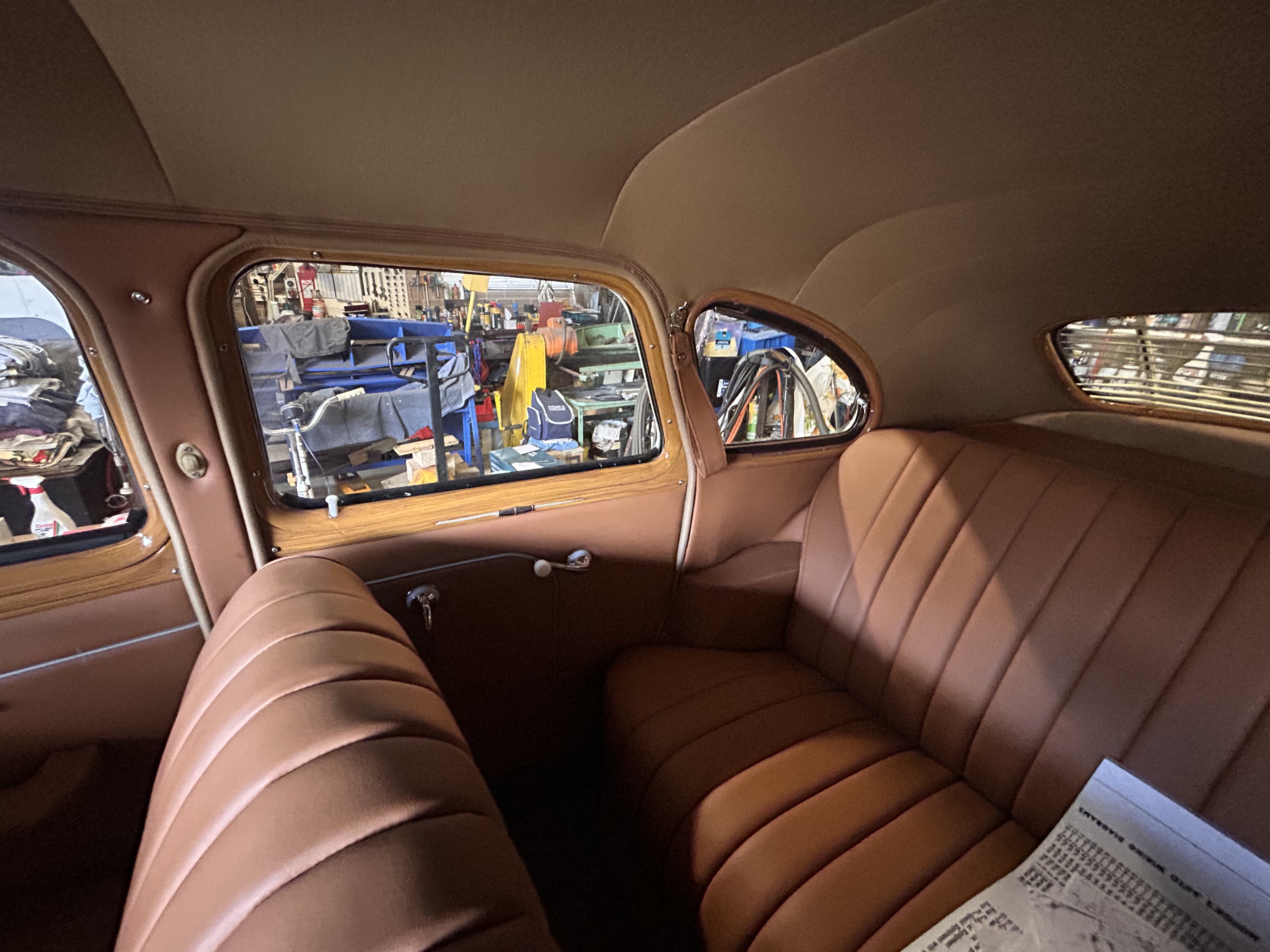 1946 NASH AMBASSADOR SEDAN