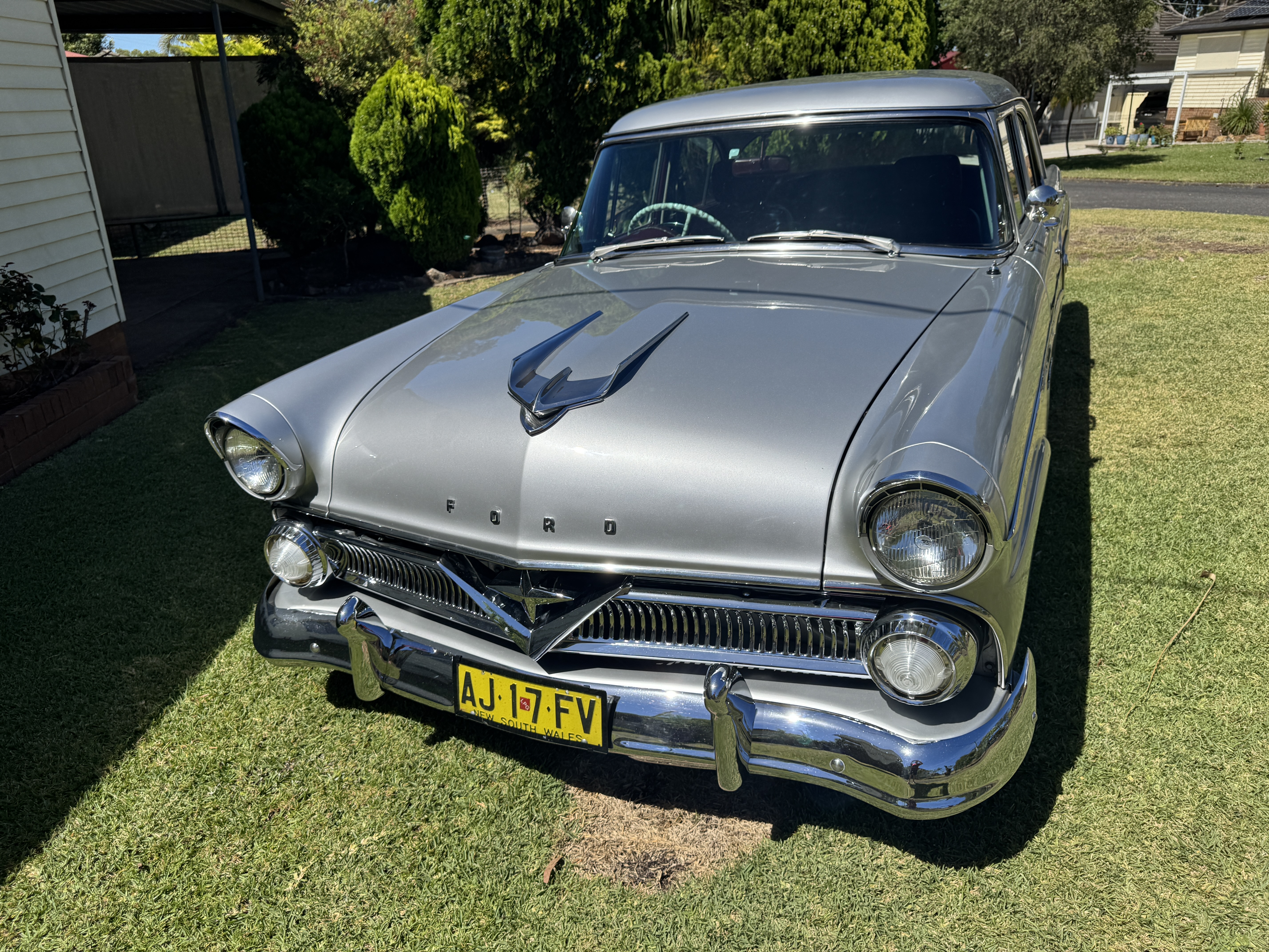 1959 FORD CUSTOMLINE STAR MODEL SEDAN