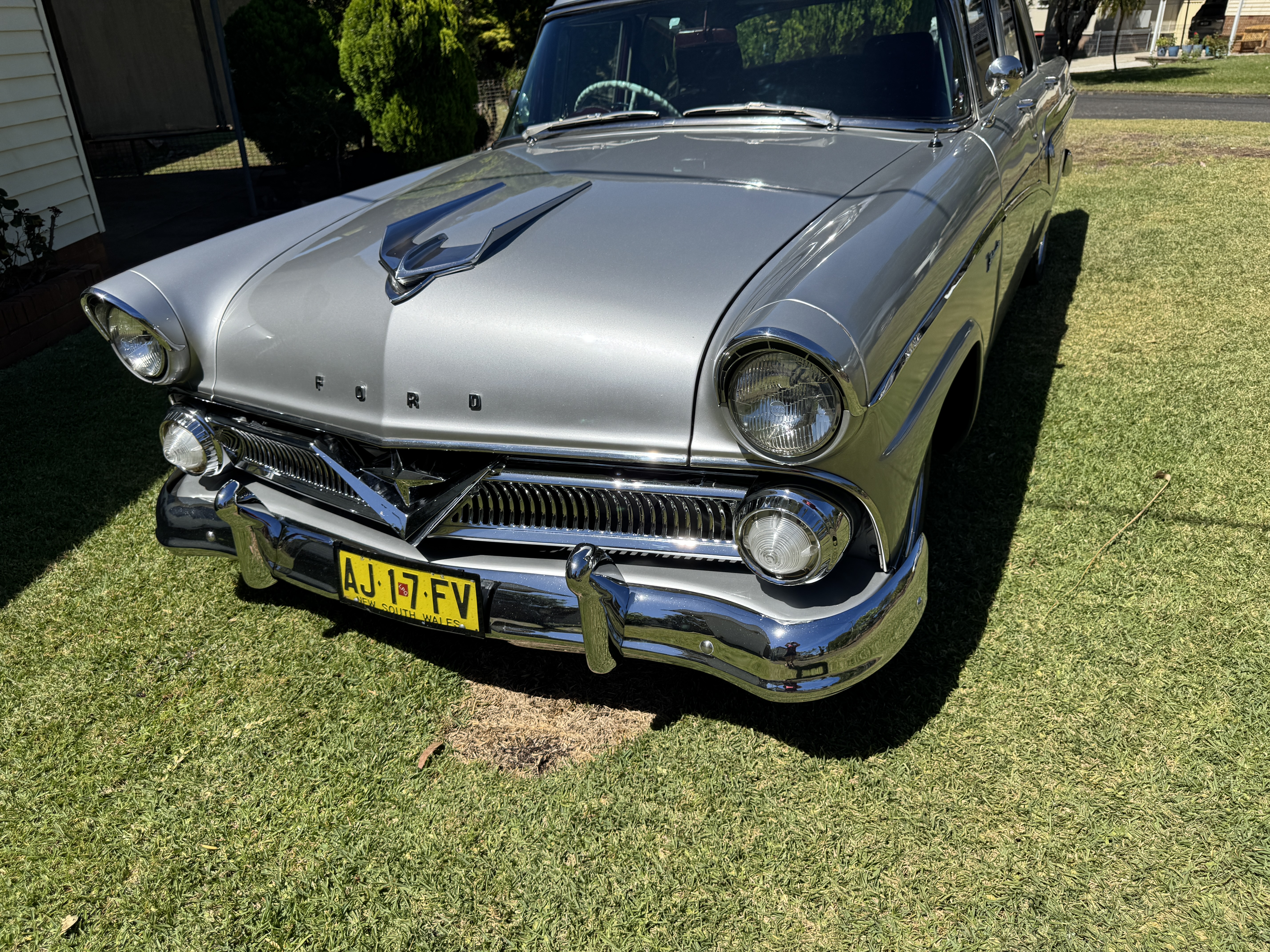 1959 FORD CUSTOMLINE STAR MODEL SEDAN