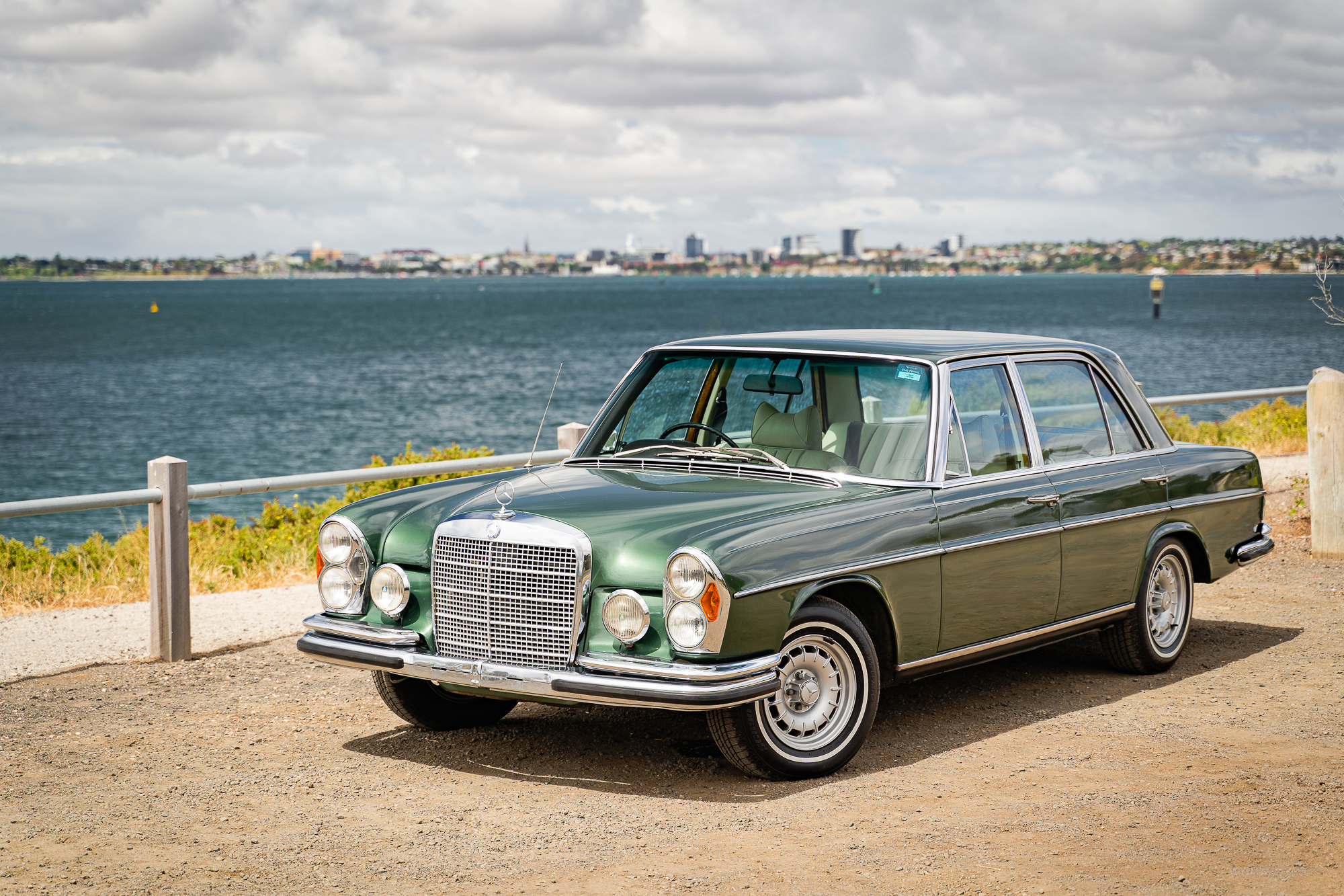 1968 MERCEDES-BENZ 300 SEL 3.5L V8 AUTOMATIC SEDAN