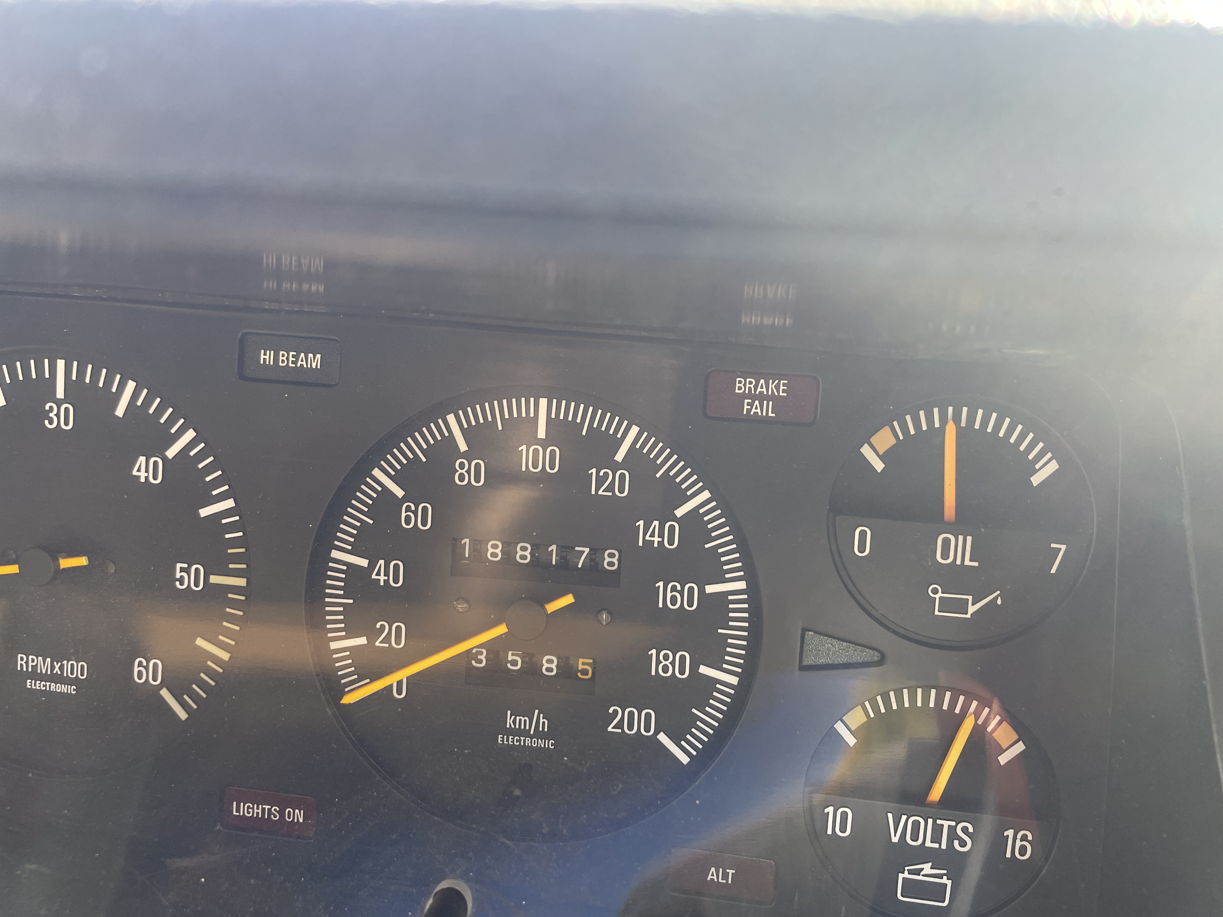 1984 FORD FALCON XE S PACK STATION WAGON