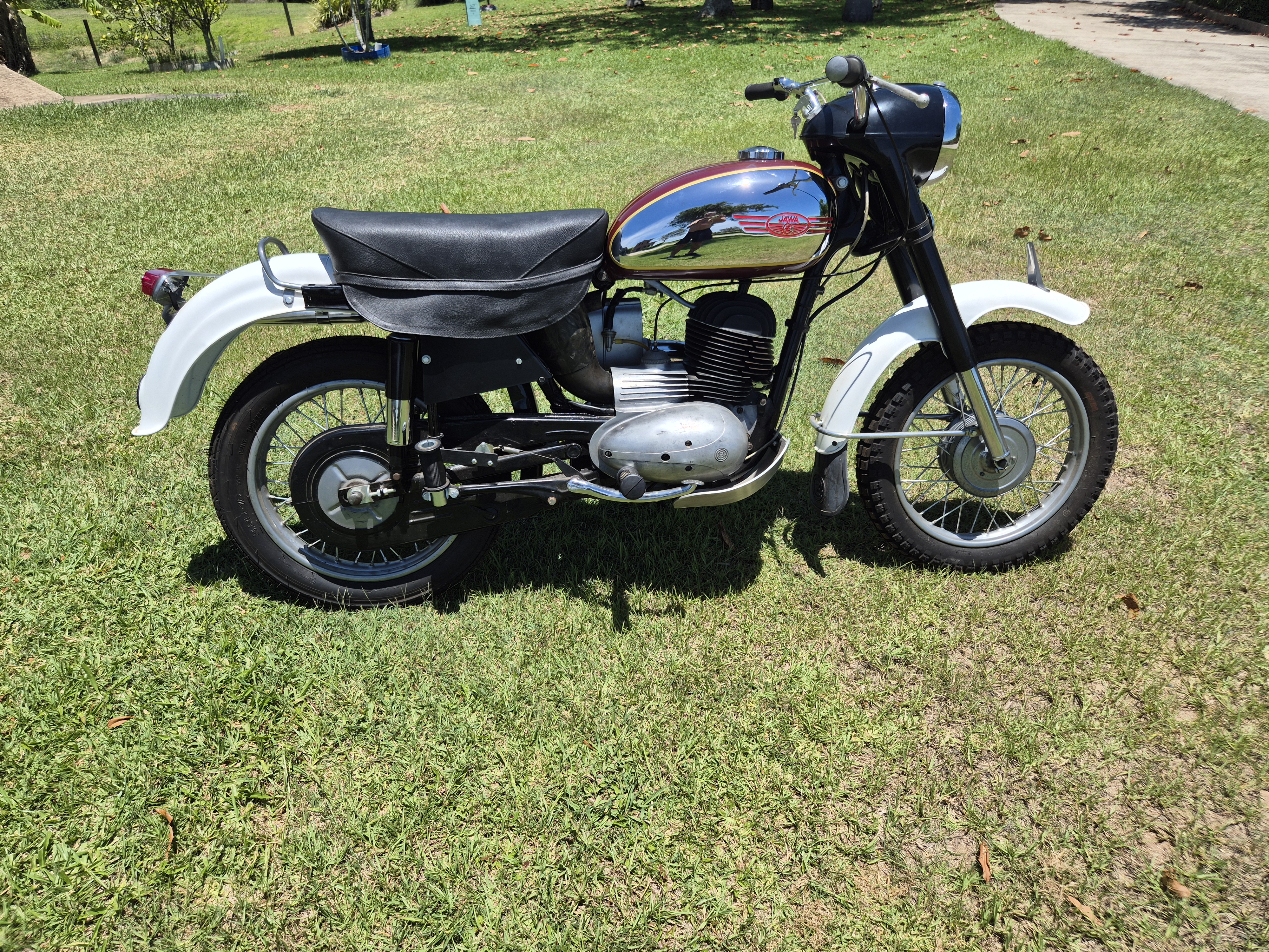 1969 CZ MODEL 450 0074 LAND PATROL 175CC ROAD/TRAIL