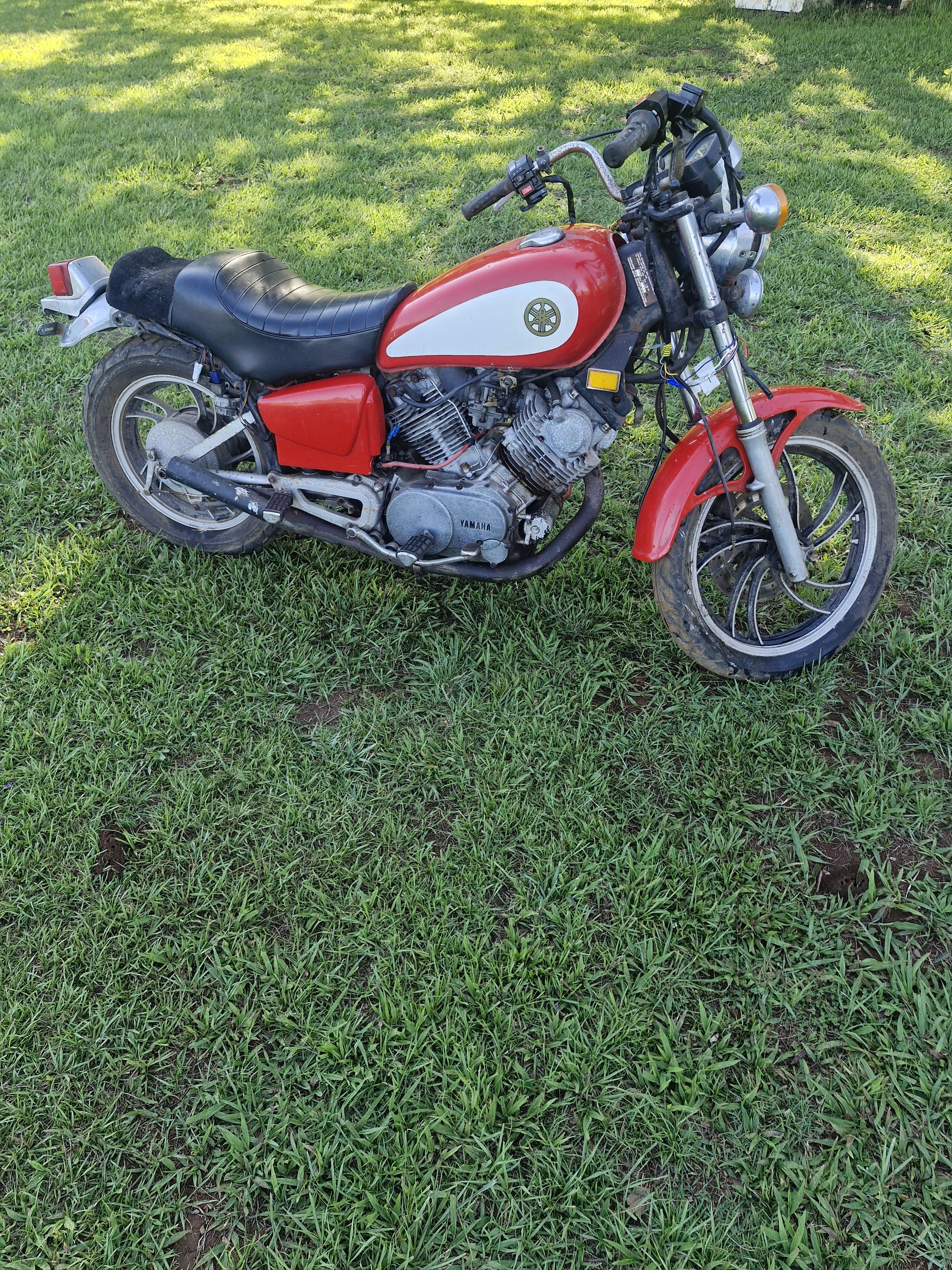 1981 YAMAHA XV750 VIRAGO CRUISER