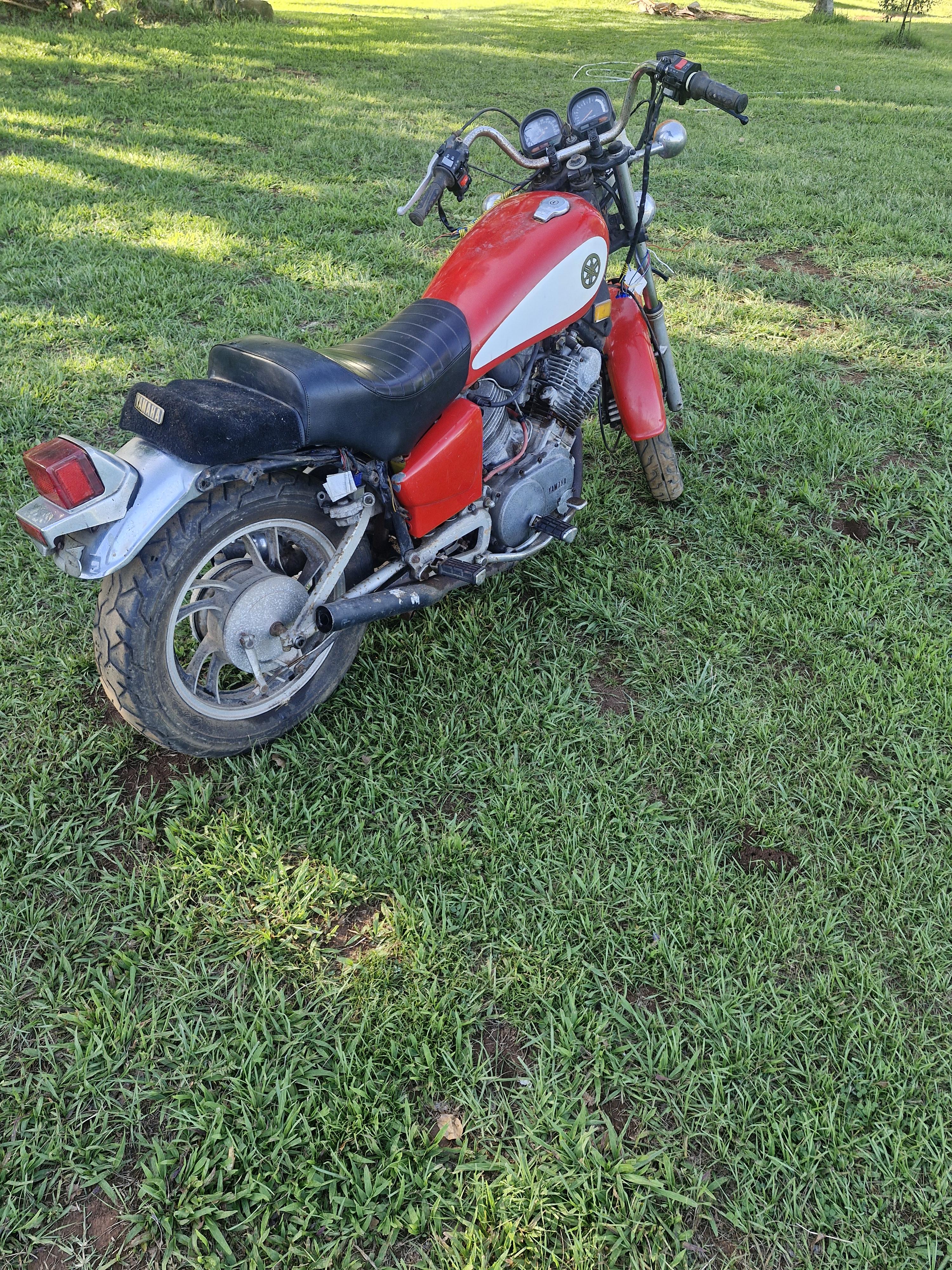 1981 YAMAHA XV750 VIRAGO CRUISER