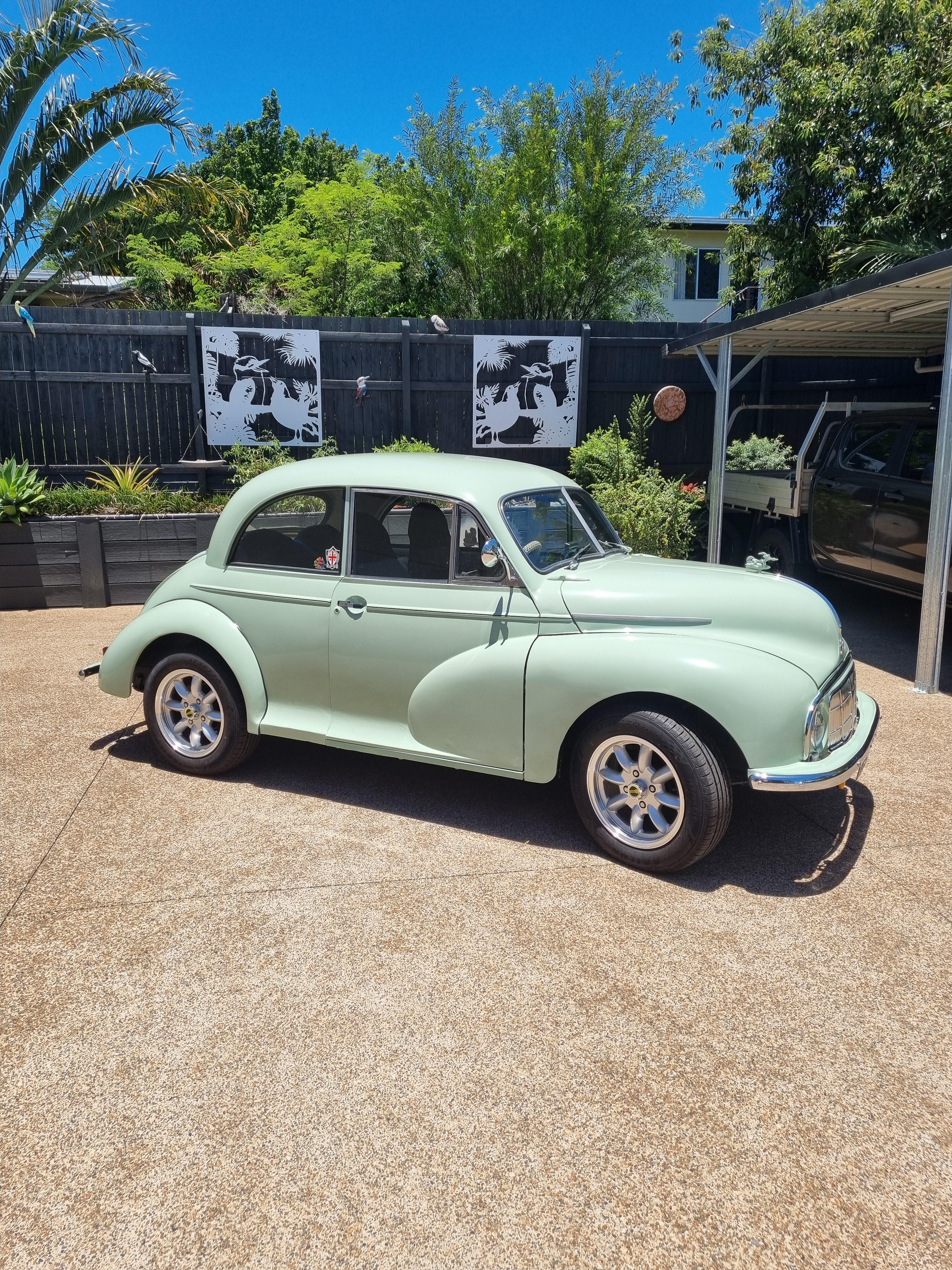 1949 MORRIS MINOR LOWLIGHT MANUAL 2D SEDAN 
