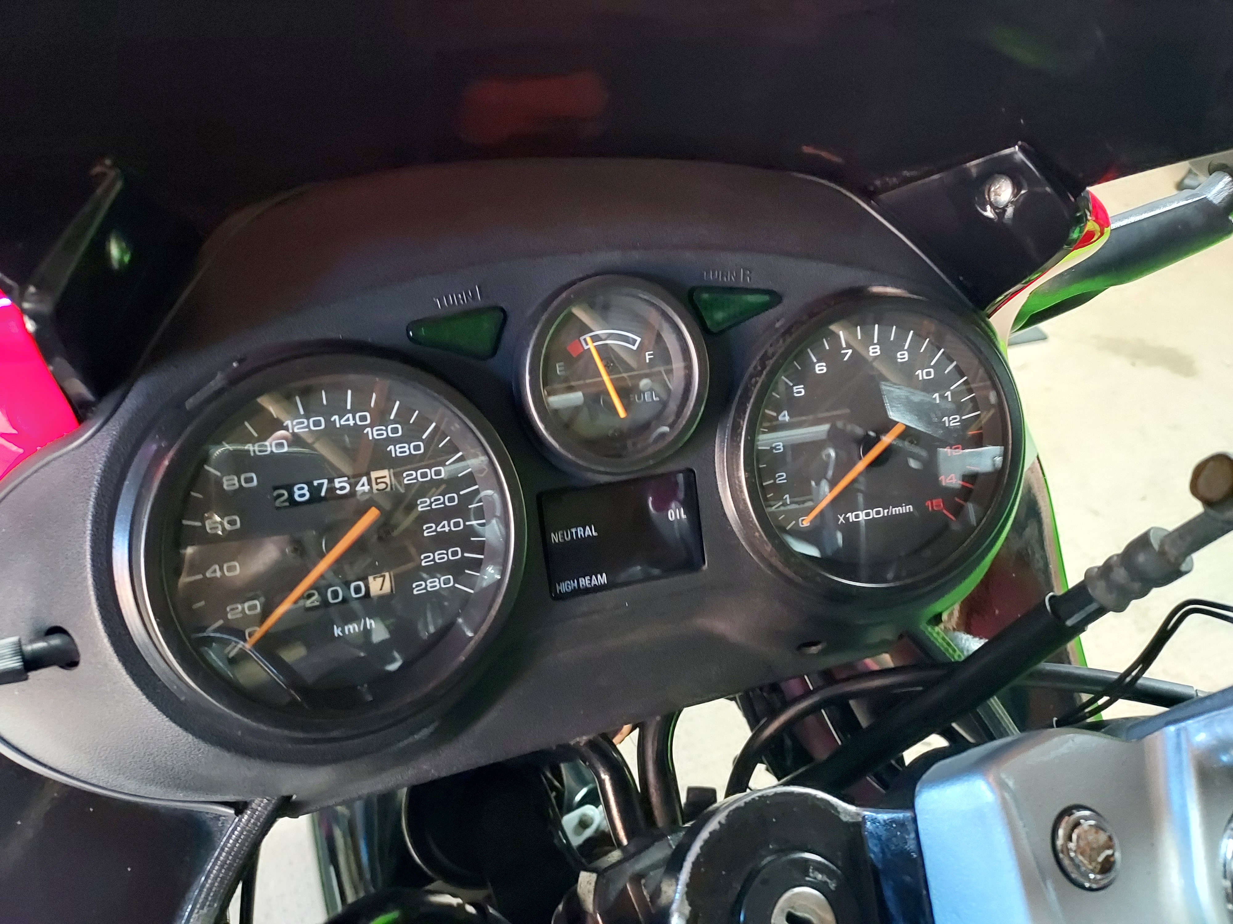 1990 SUZUKI GSX750F ROAD 
