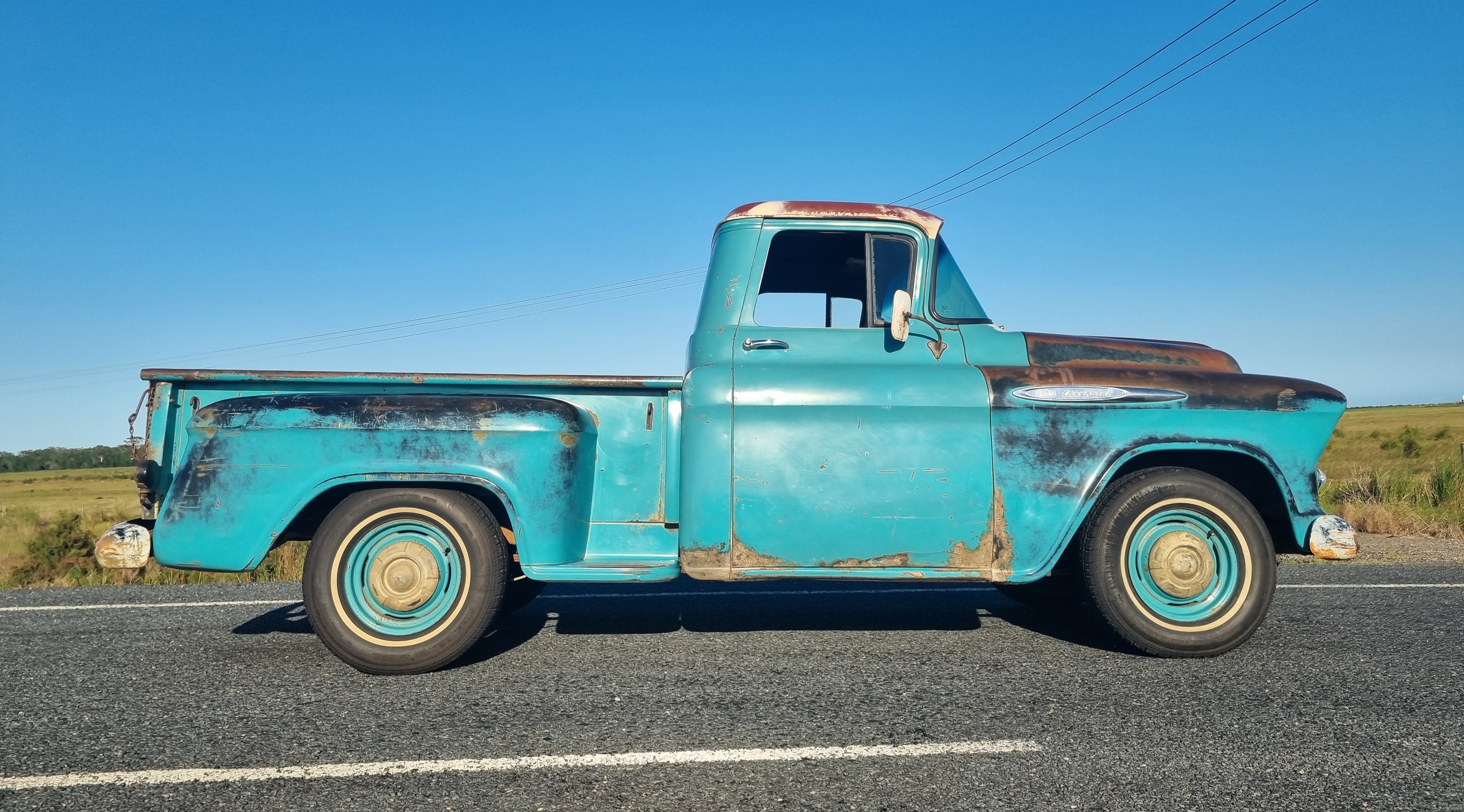 1957 CHEVROLET 3100 SHORT BED 3 SP MANUAL PICK UP