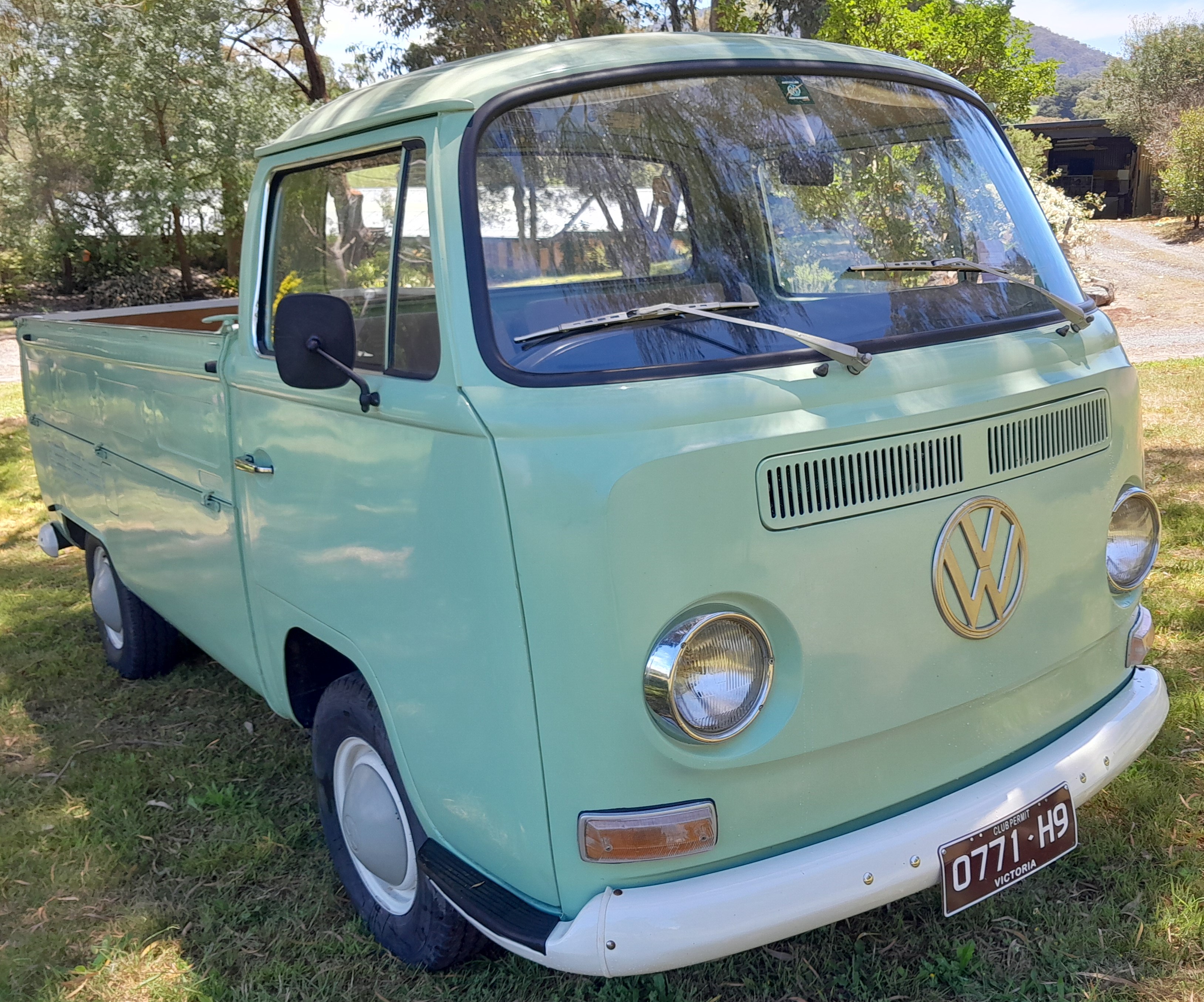 1970 VOLKSWAGEN KOMBI UTILITY