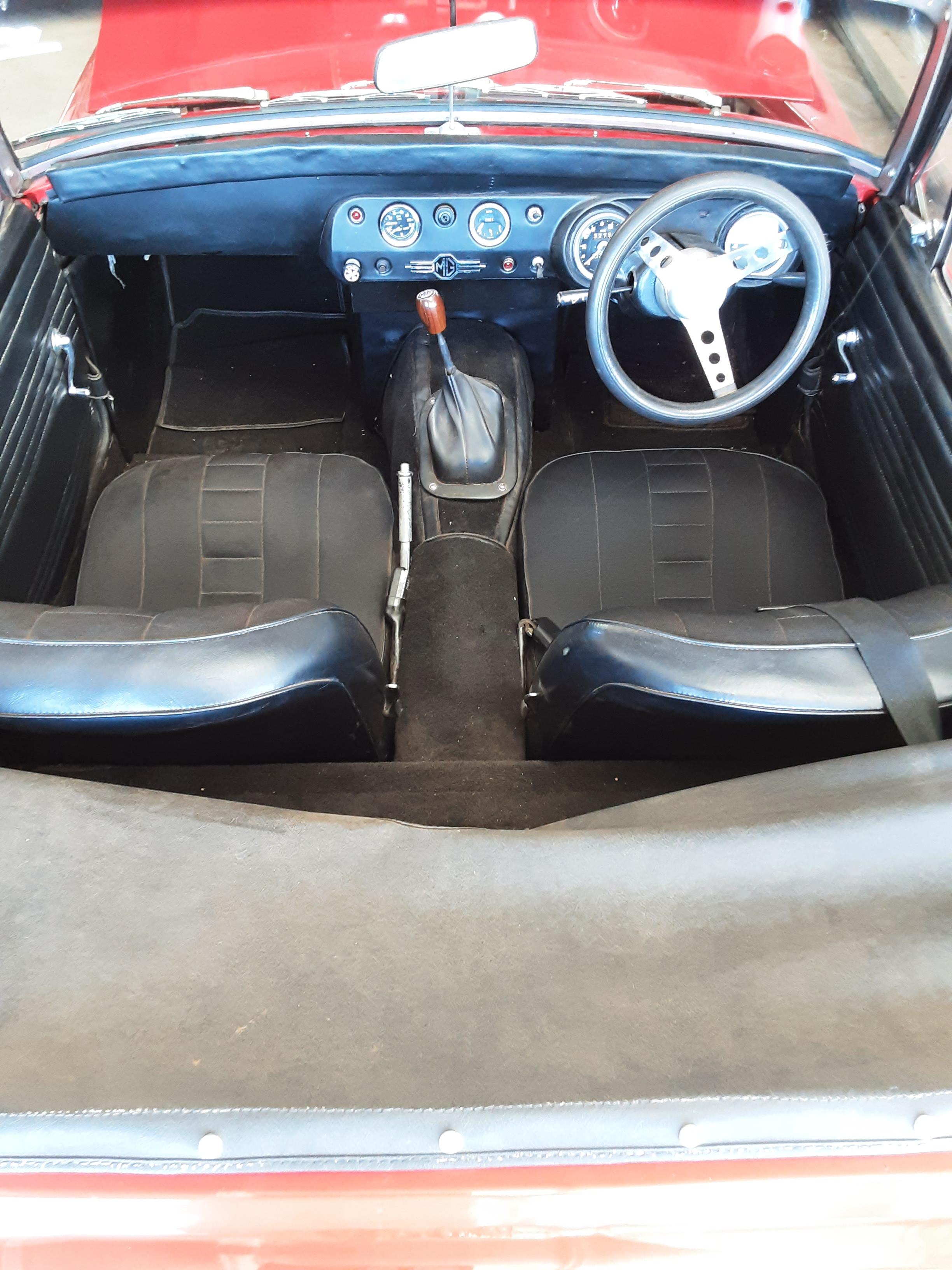 1974 MG MIDGET 1500 ROADSTER