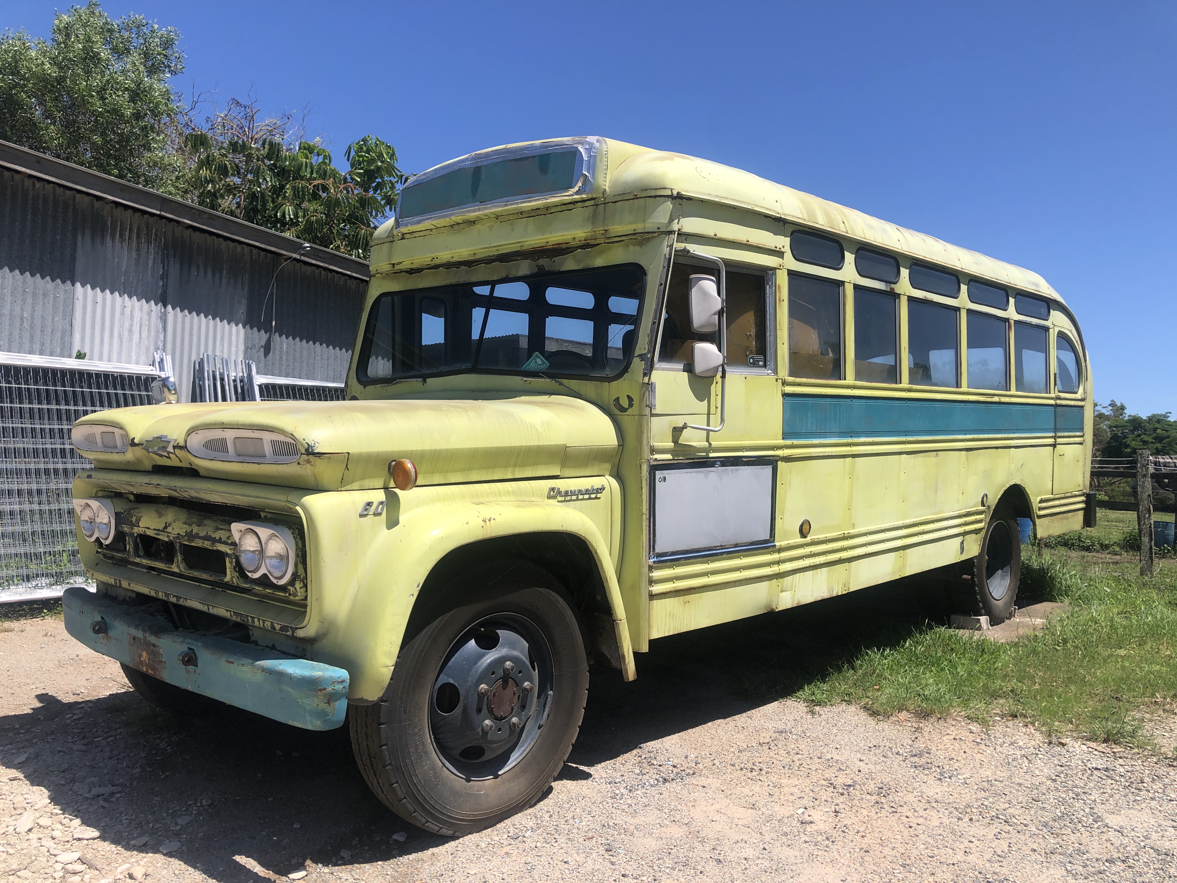 1960 CHEVROLET VIKING SCHOOL BUS