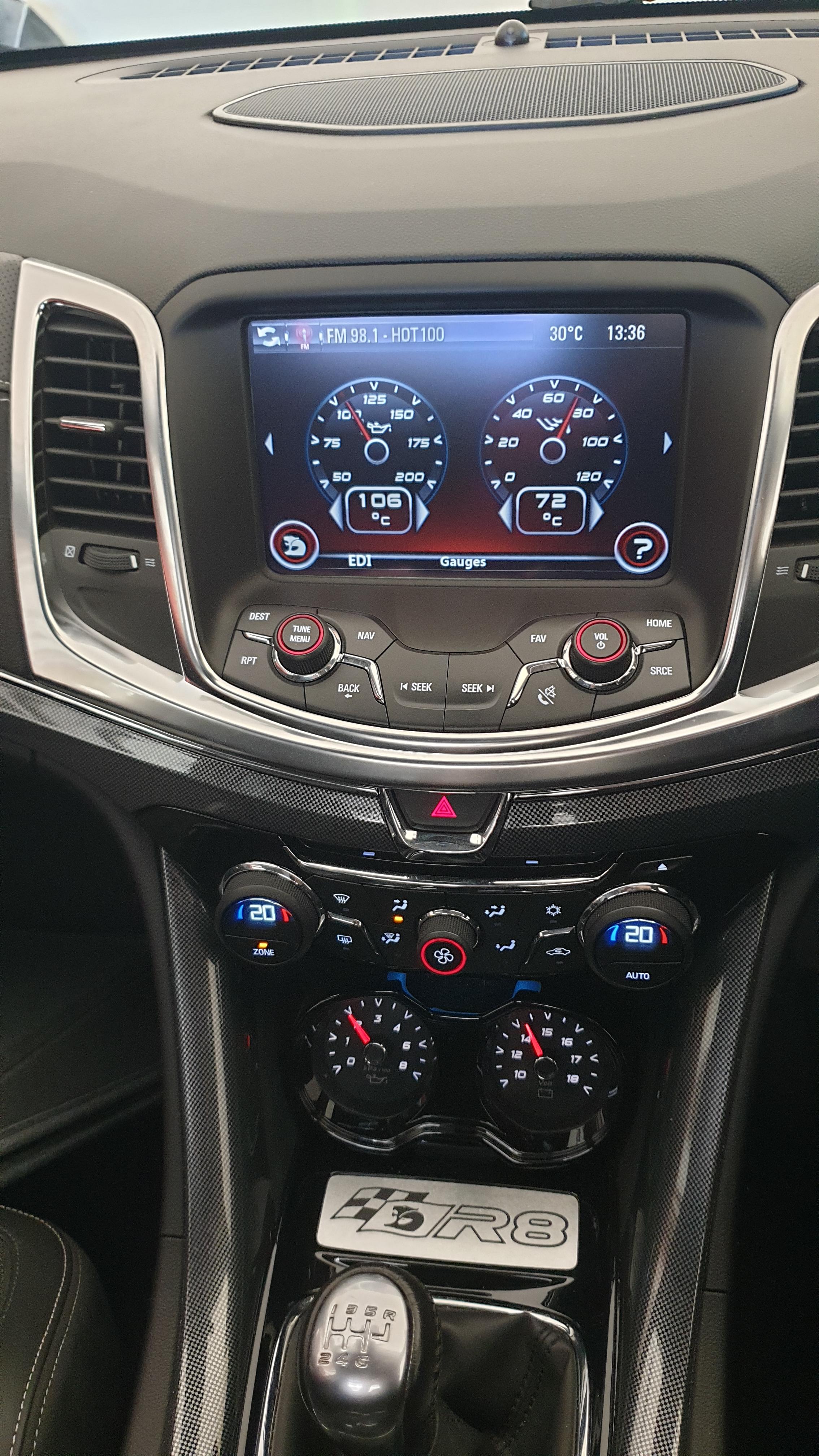2014 HSV MALOO GEN F R8 6 SP MANUAL UTILITY