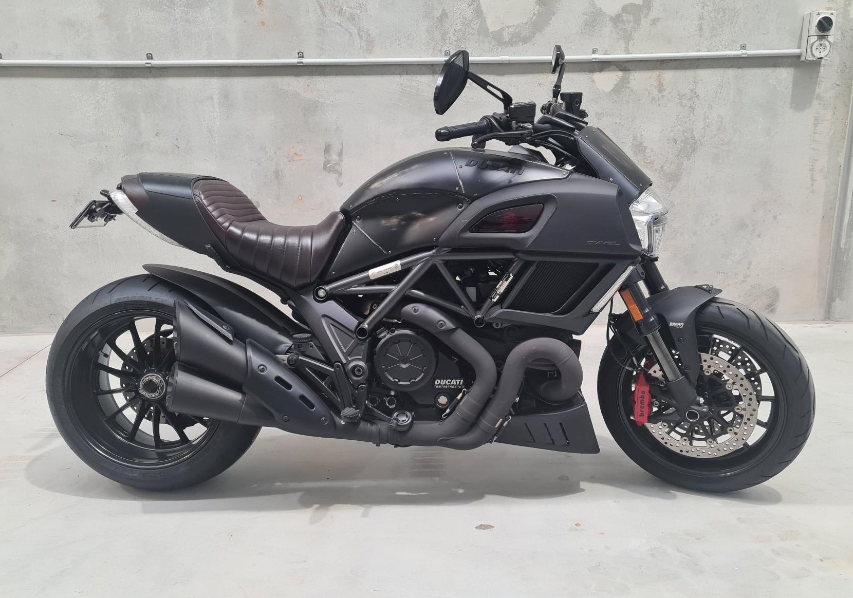 2017 DUCATI DIAVEL DIESEL LTD EDITION ROAD