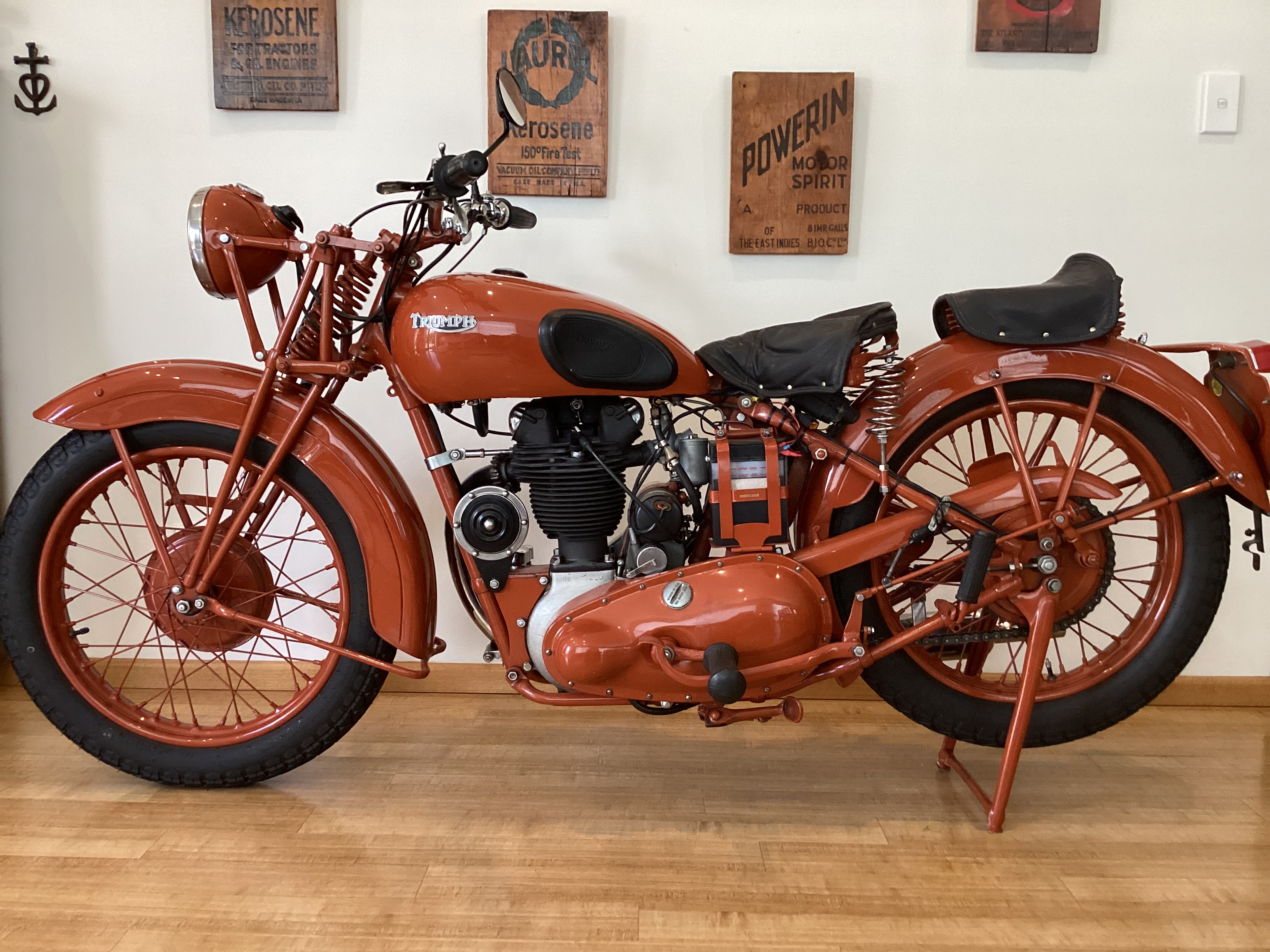 1942 TRIUMPH 3HW 350 ROAD
