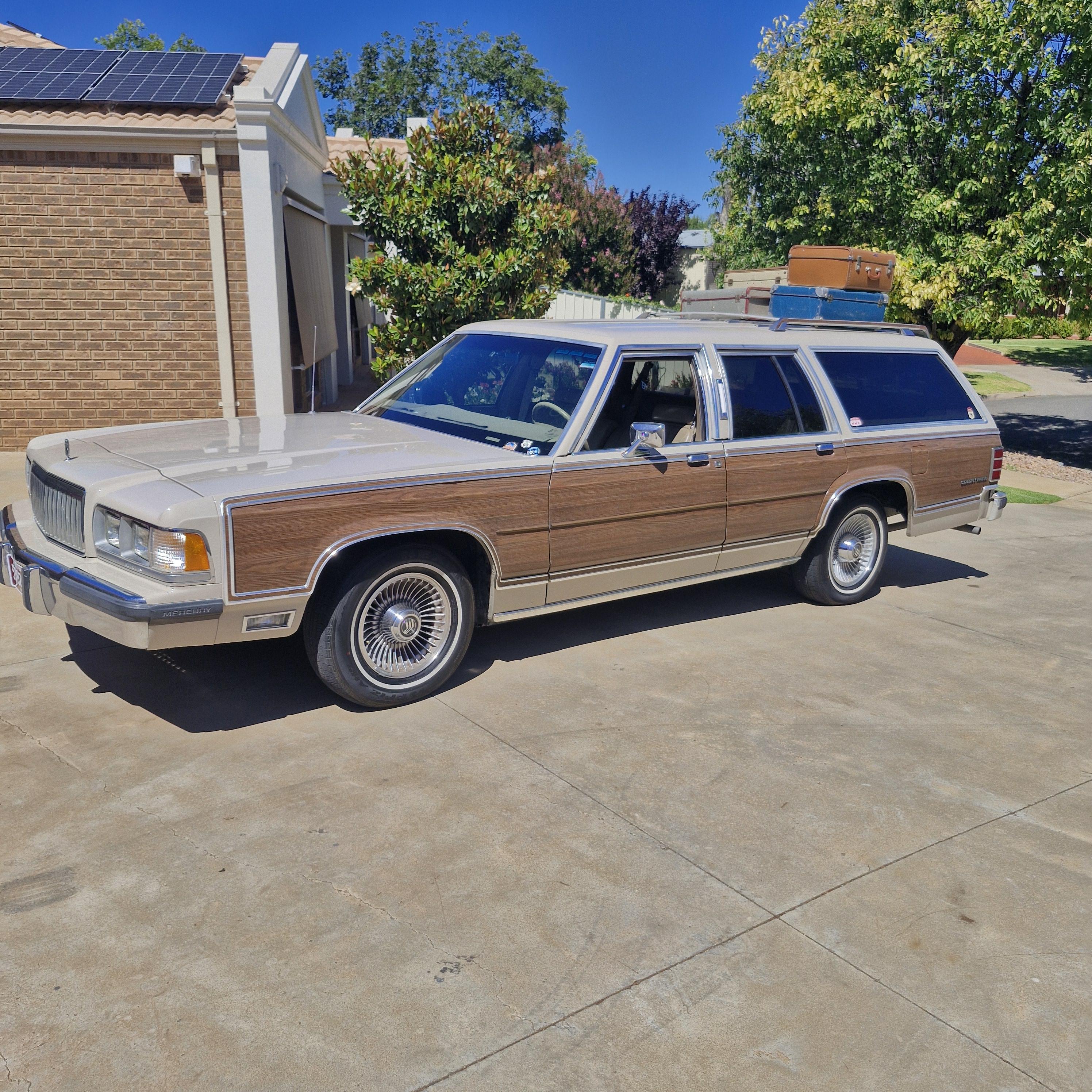 1990 MERCURY GRAND MARQUIS WOODY WAGON