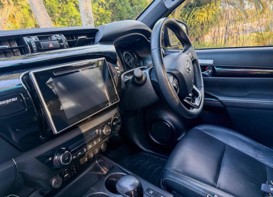 2019 TOYOTA HILUX GUN126R MY19 ROGUE (4x4) 6 SP AUTOMATIC DOUBLE CAB P/UP