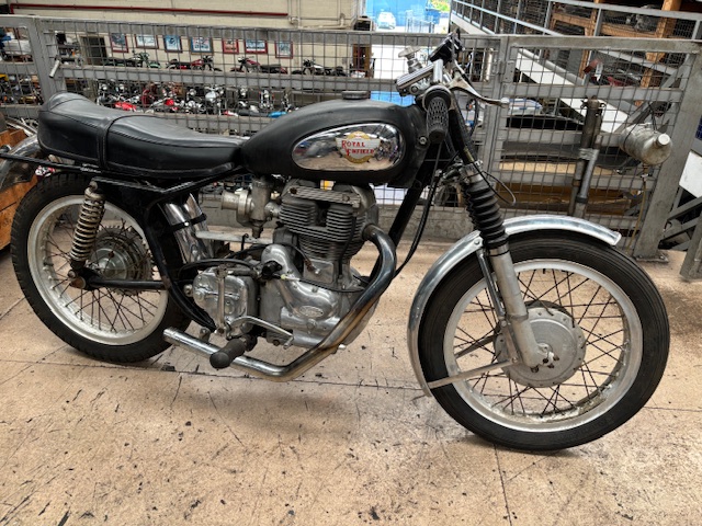 1959 ROYAL ENFIELD 500 FURY SHORT STROKE RACE BIKE