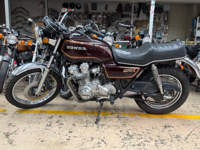 1981 HONDA CB750 FOUR ROAD