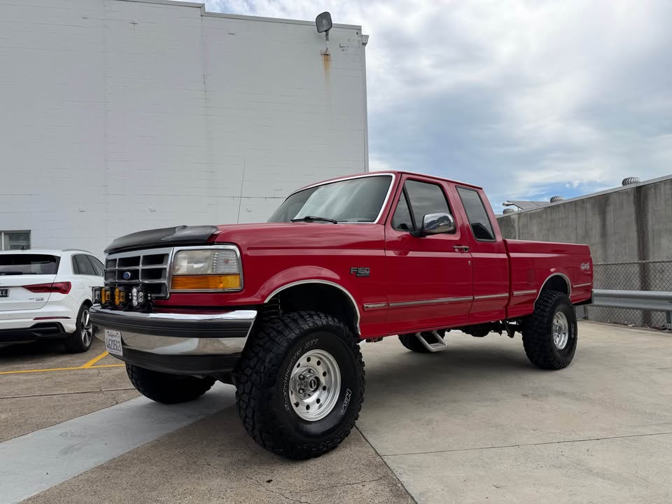 1995 FORD F150 XLT AUTOMATIC 4X4 2D SPACE CAB UTILITY