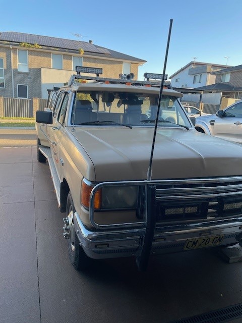 1987 FORD F350 PICK UP