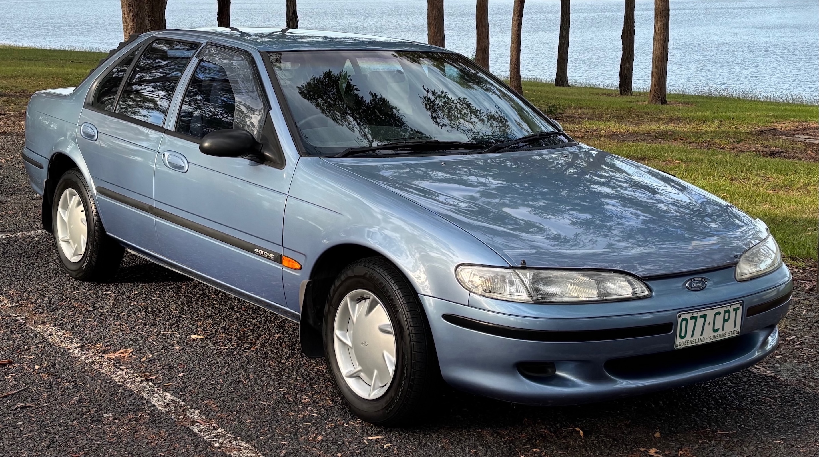 1994 FORD FALCON EF GLi 4 SP AUTOMATIC 4D SEDAN