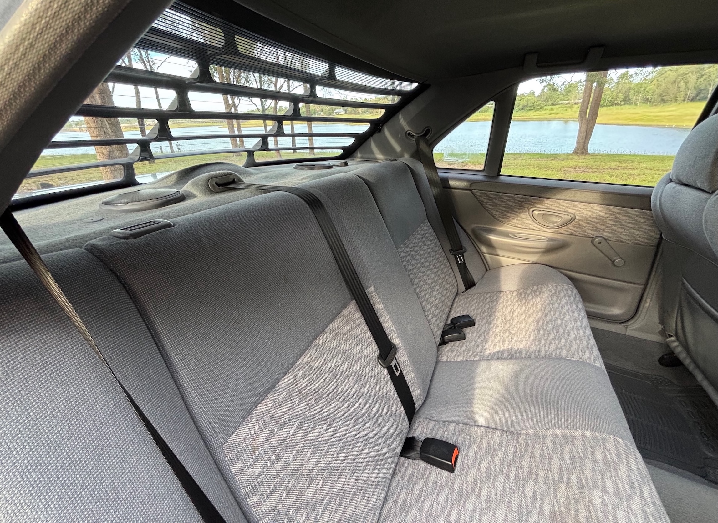 1994 FORD FALCON EF GLi 4 SP AUTOMATIC 4D SEDAN