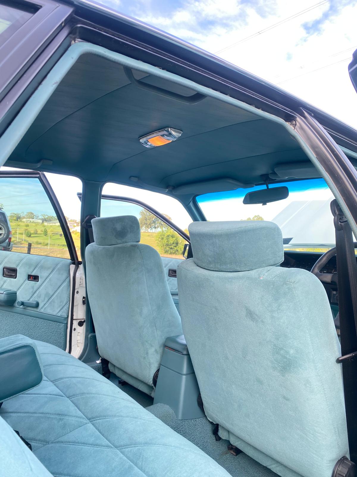 1984 HOLDEN HDT CALAIS DIRECTOR SEDAN REPLICA