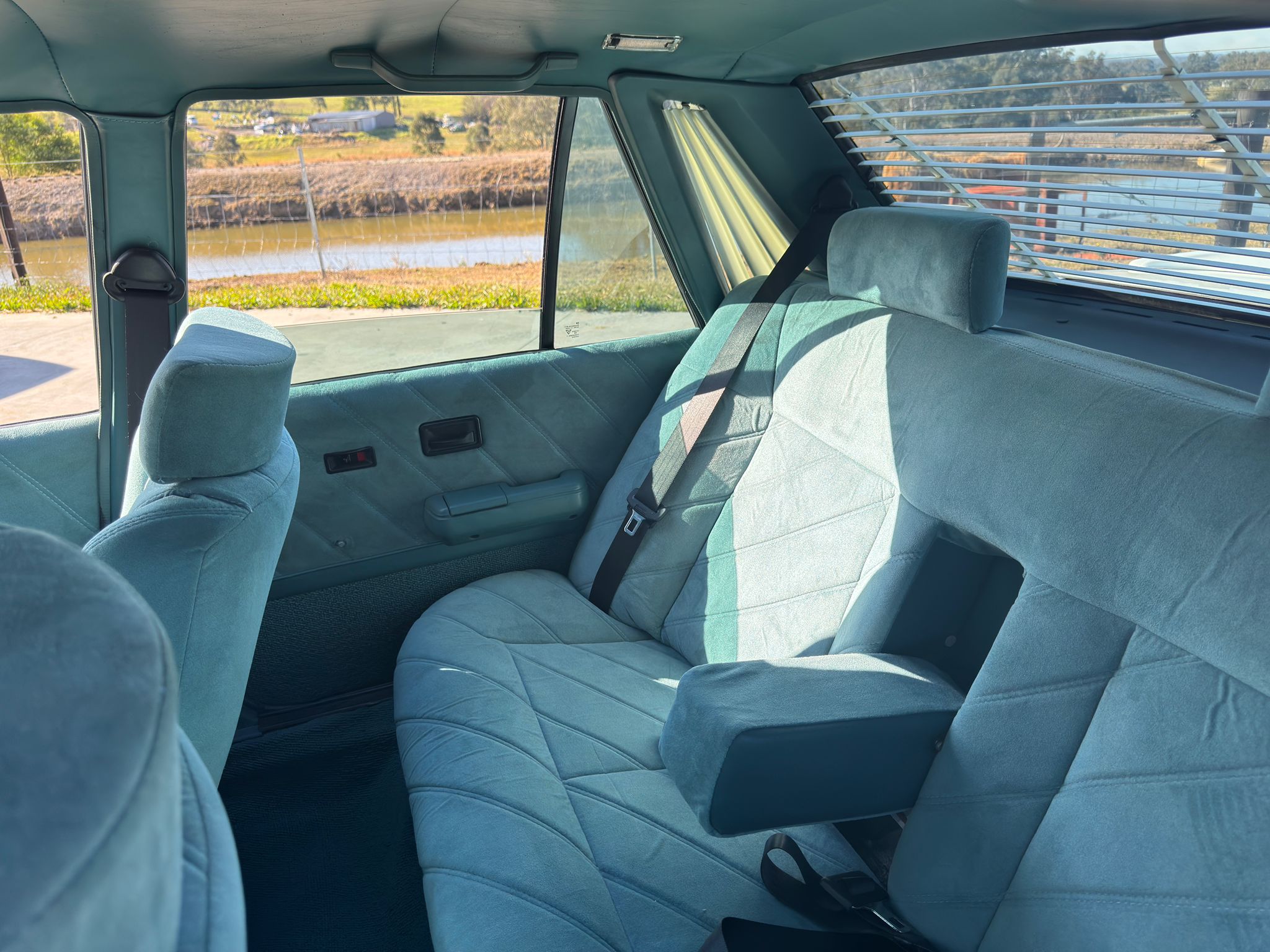 1984 HOLDEN HDT CALAIS DIRECTOR SEDAN REPLICA