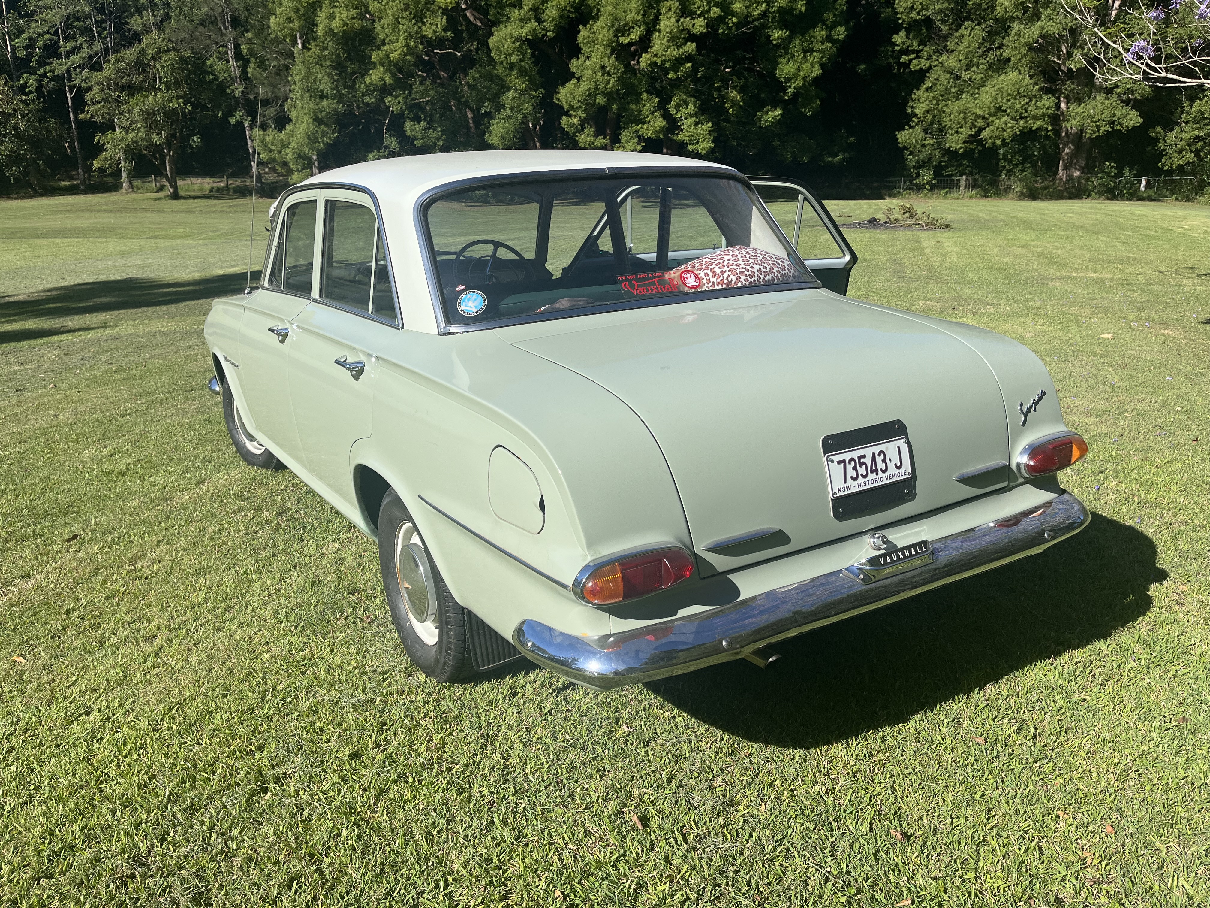 1964 VAUXHALL VICTOR FB MKI SEDAN