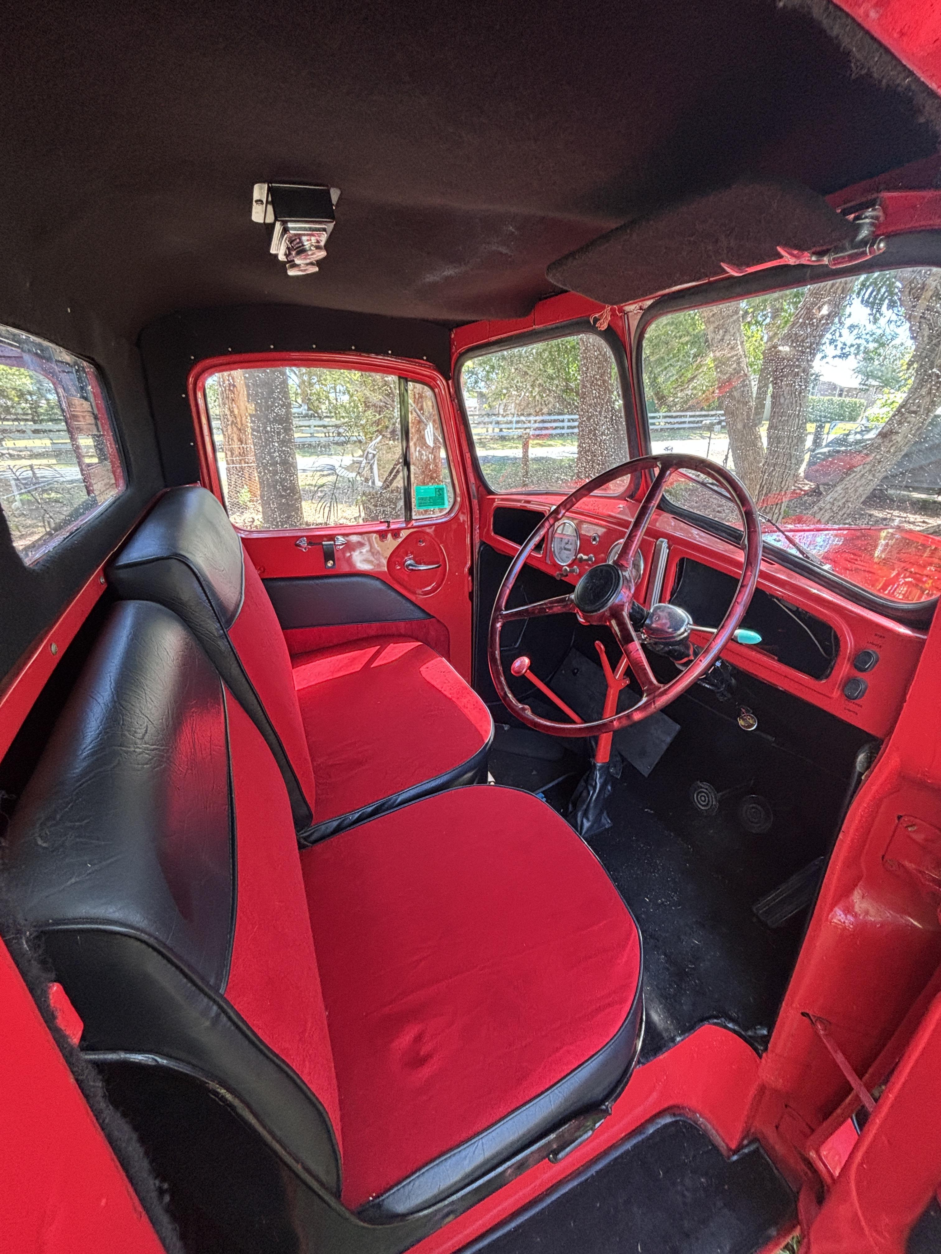 1954 MORRIS COMMERCIAL LC5 C/CHAS TRAY