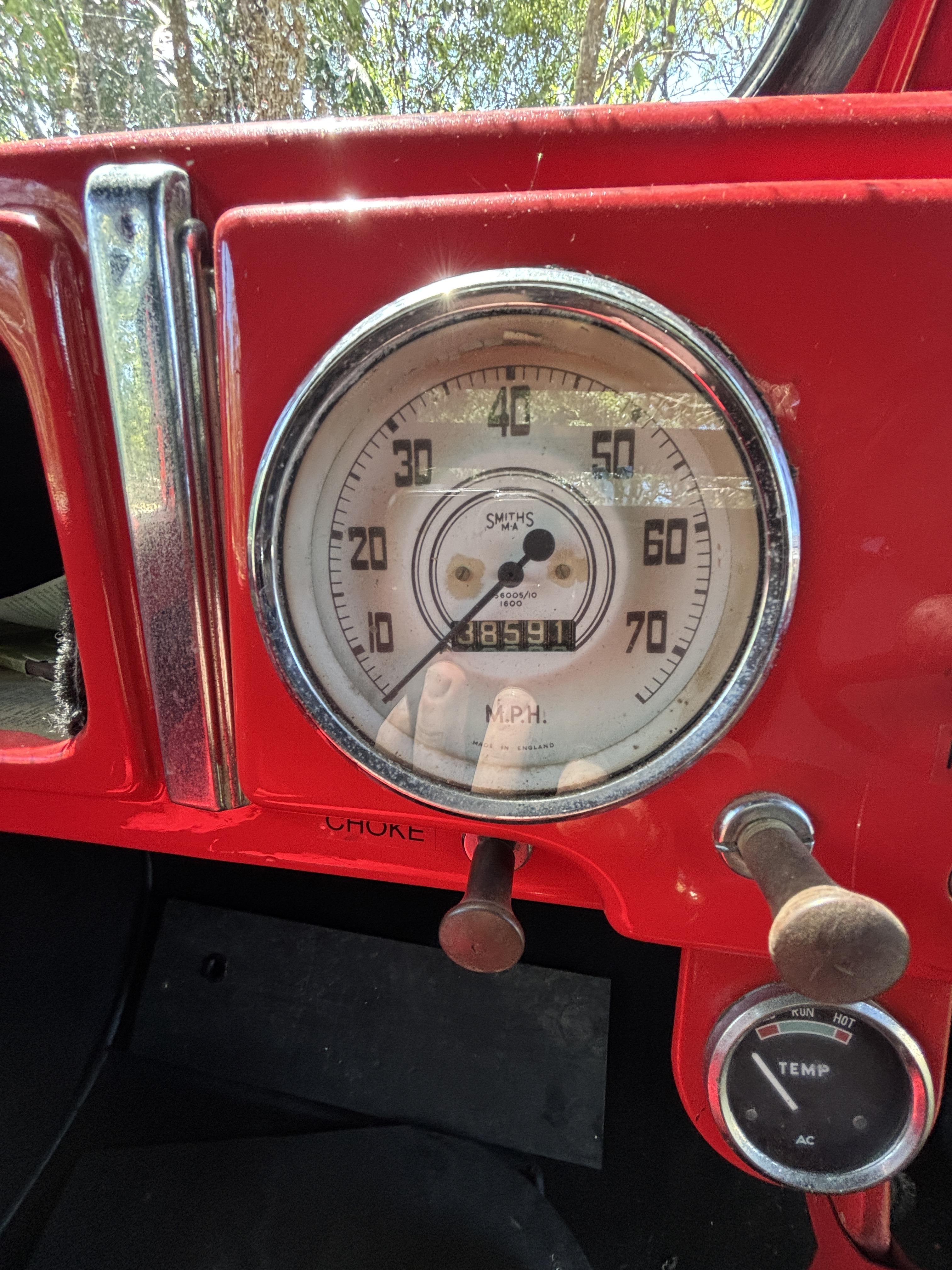 1954 MORRIS COMMERCIAL LC5 C/CHAS TRAY